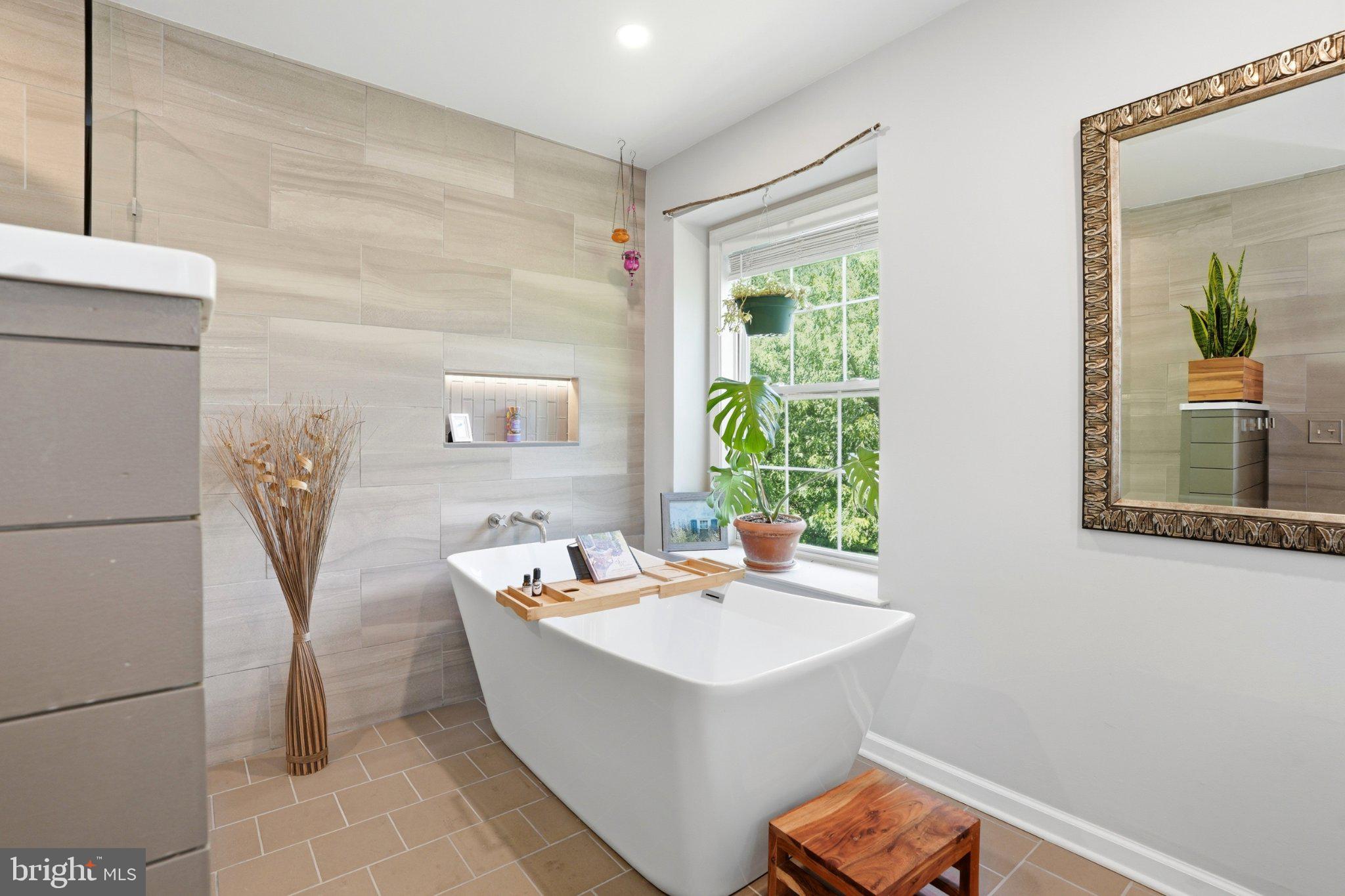 PEAR TREE VIL - Residential