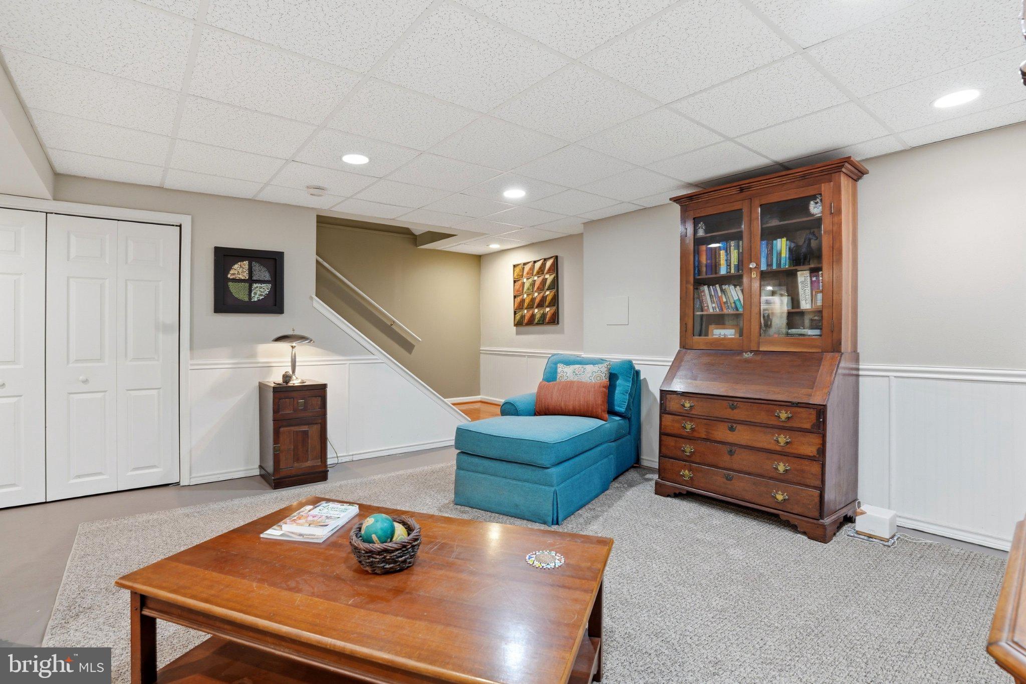 PEAR TREE VIL - Residential