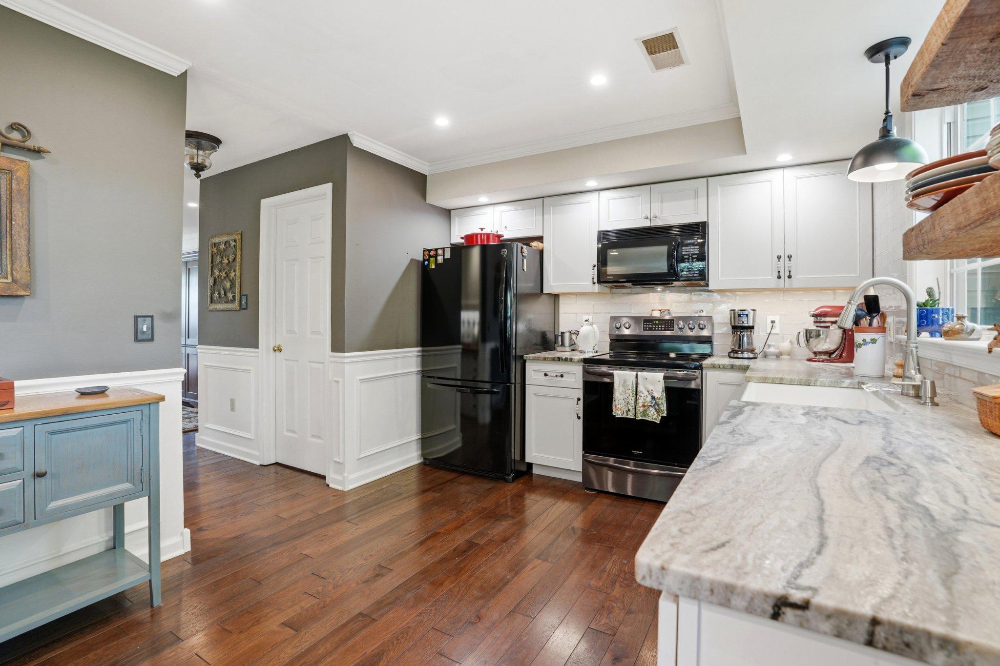 PEAR TREE VIL - Residential