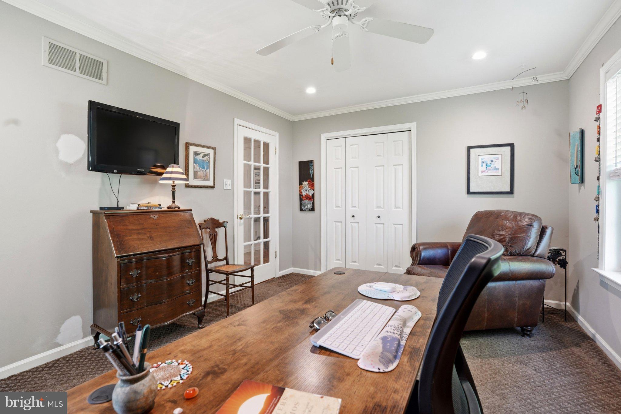PEAR TREE VIL - Residential