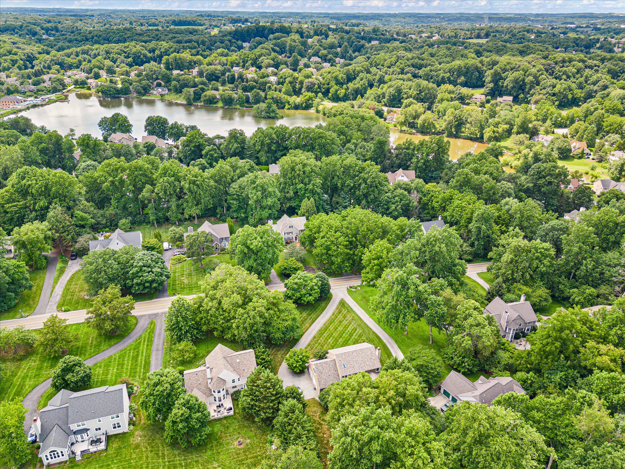 SOMERSET LAKE - Residential