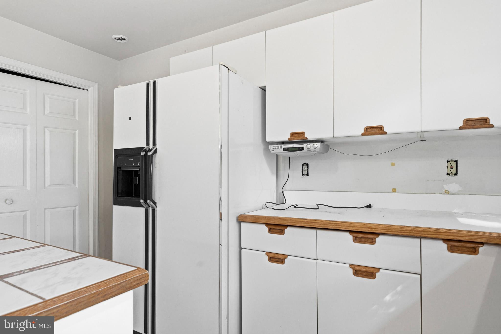 WHITE SANDS - Residential