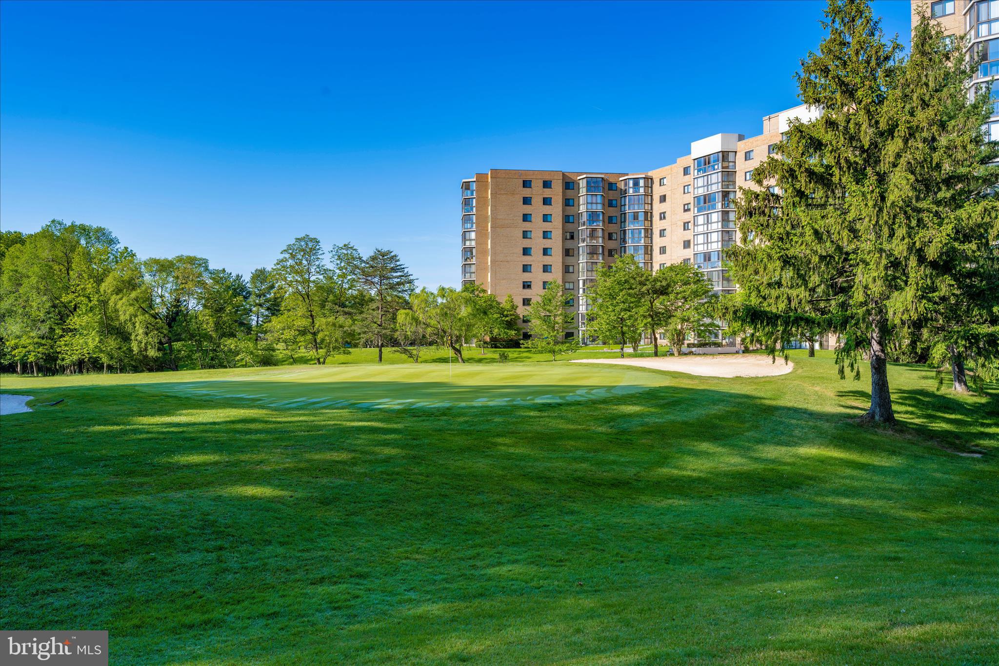LEISURE WORLD - Residential