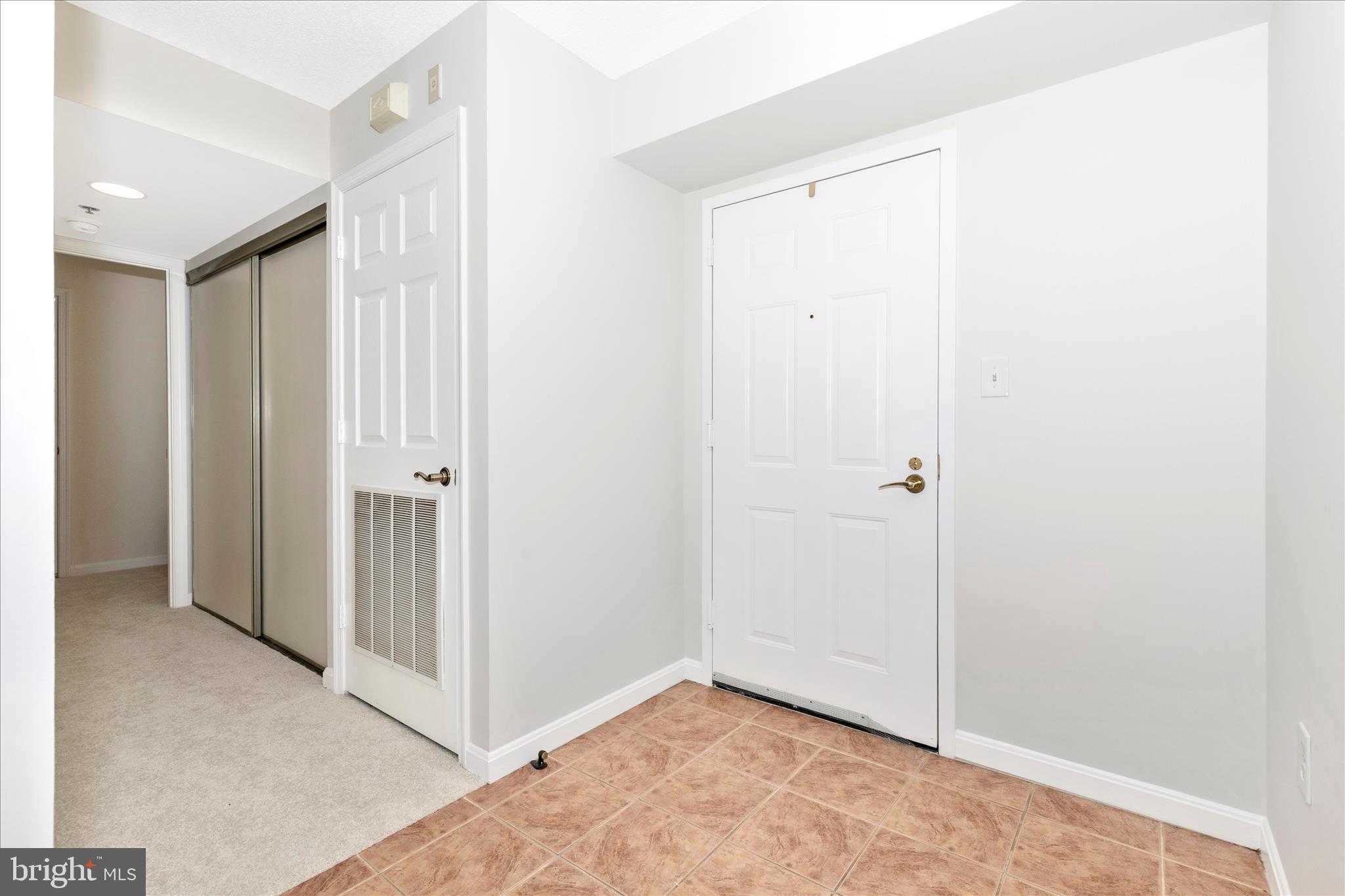 LEISURE WORLD - Residential