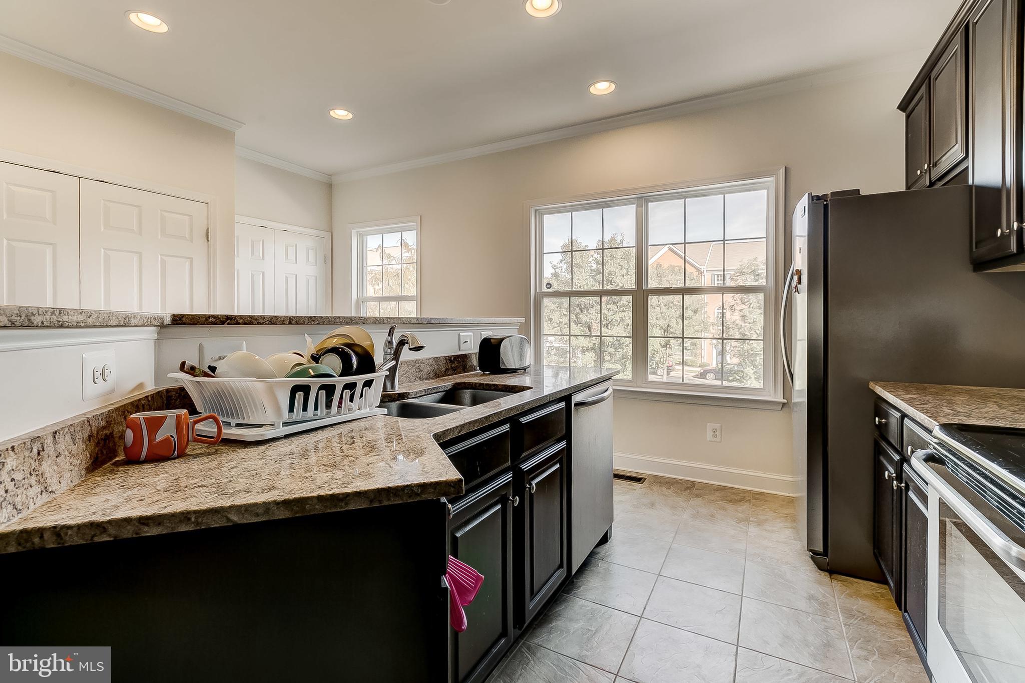 CAMDEN CROSSING - Residential Lease