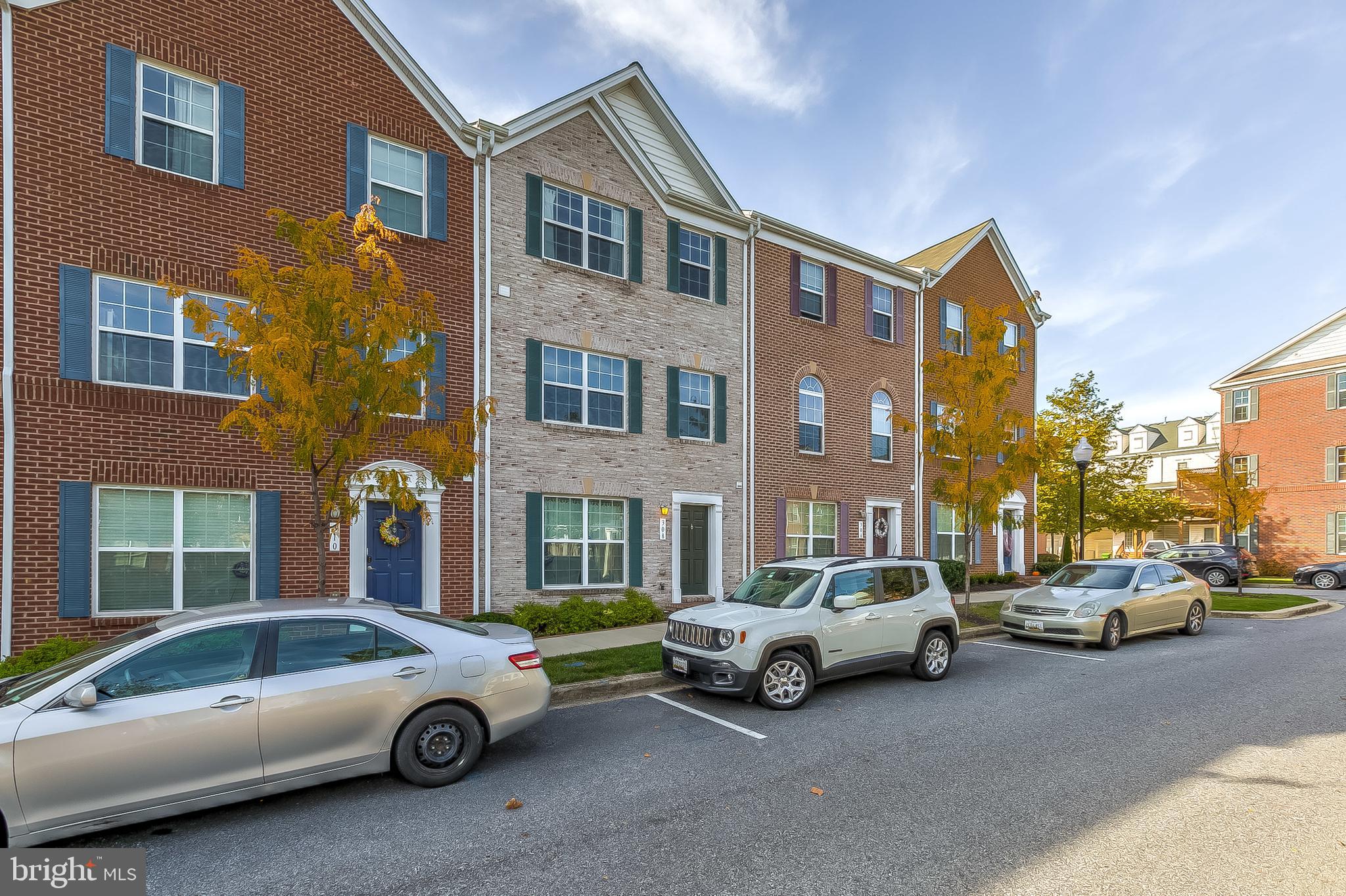 CAMDEN CROSSING - Residential Lease