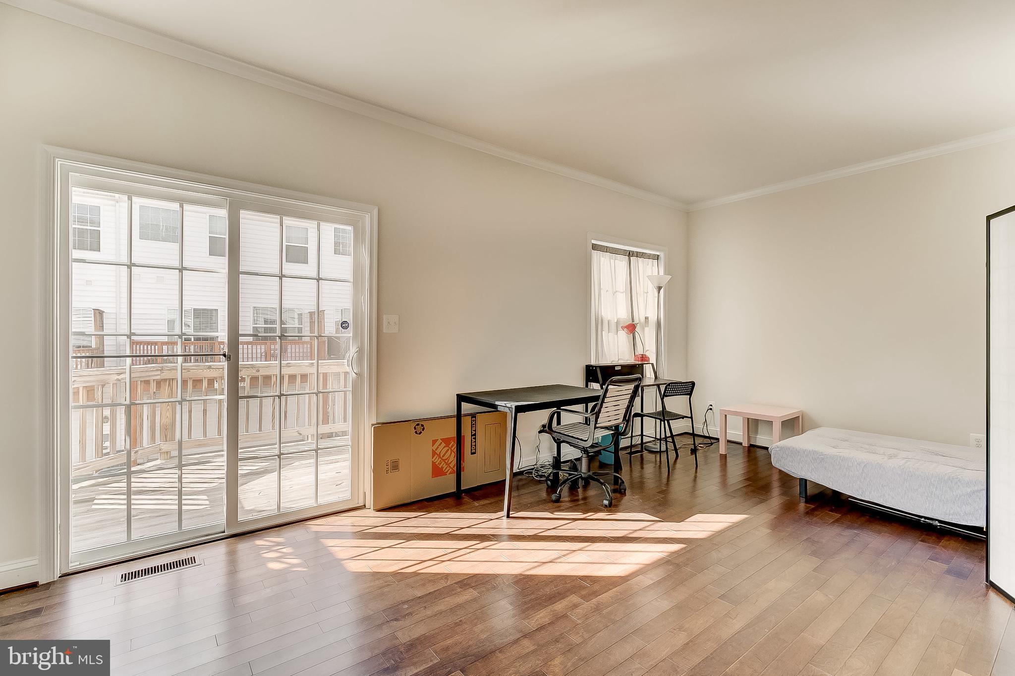 CAMDEN CROSSING - Residential Lease