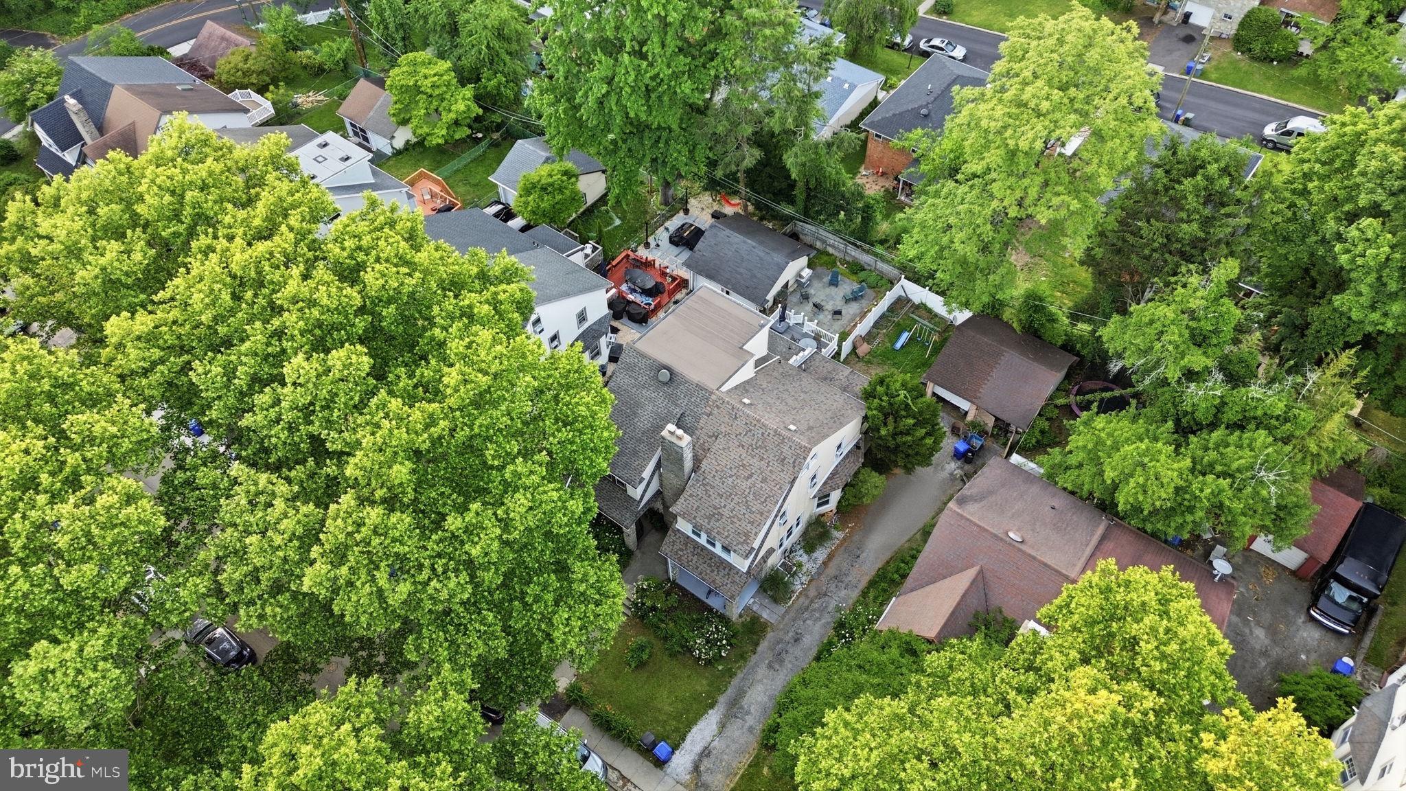 CHELTEN HILLS - Residential