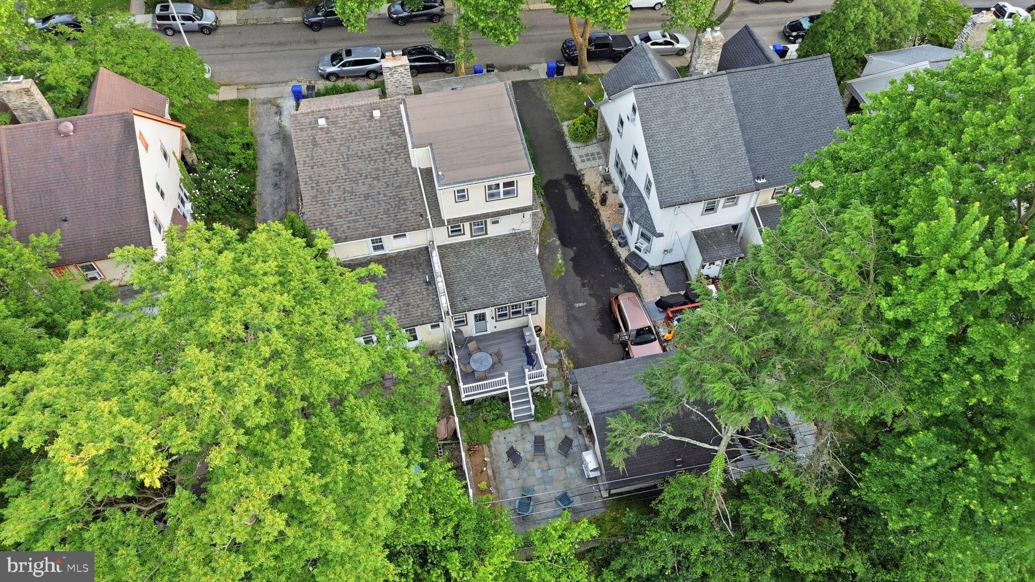 CHELTEN HILLS - Residential