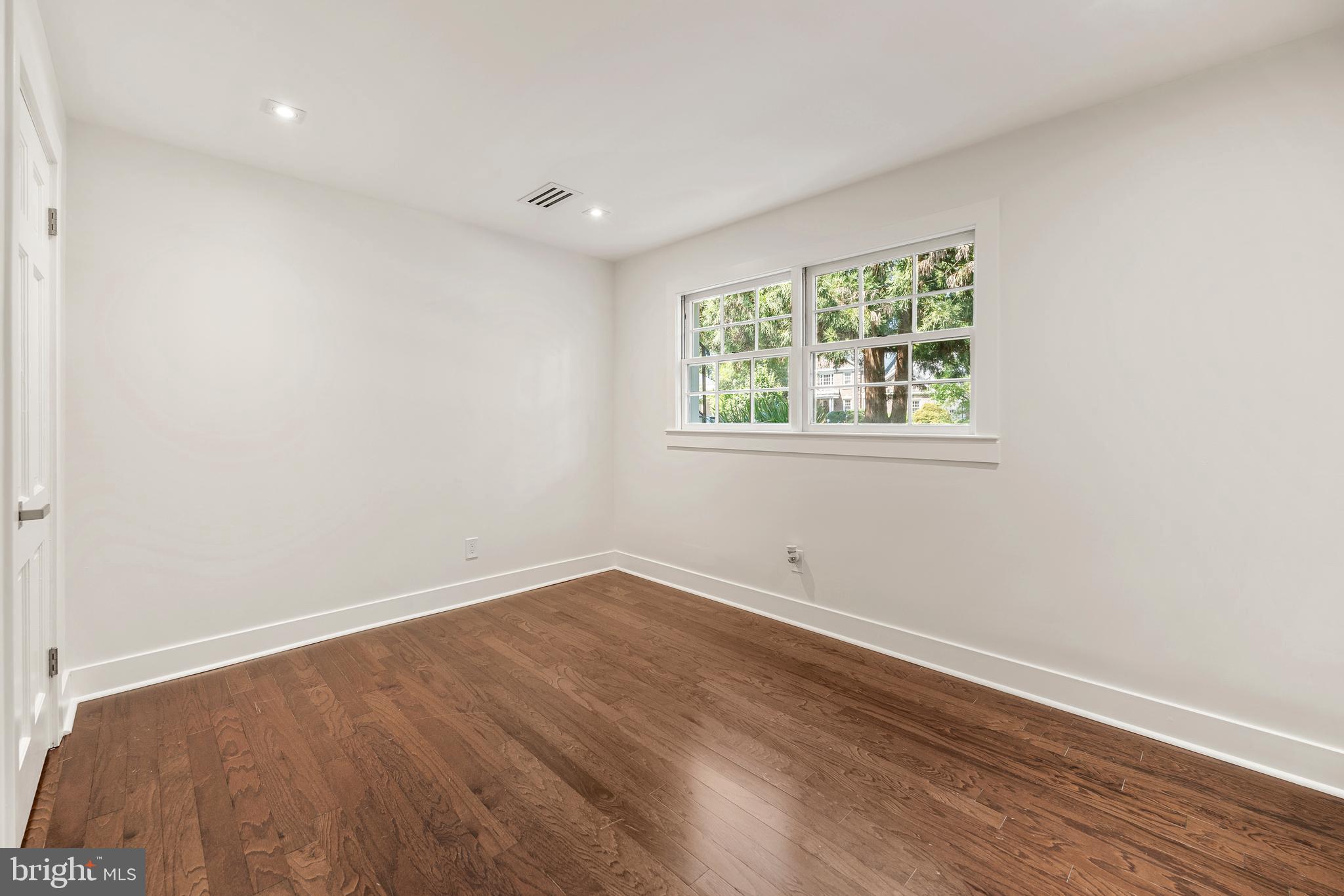 RIVER BEND ESTATES - Residential