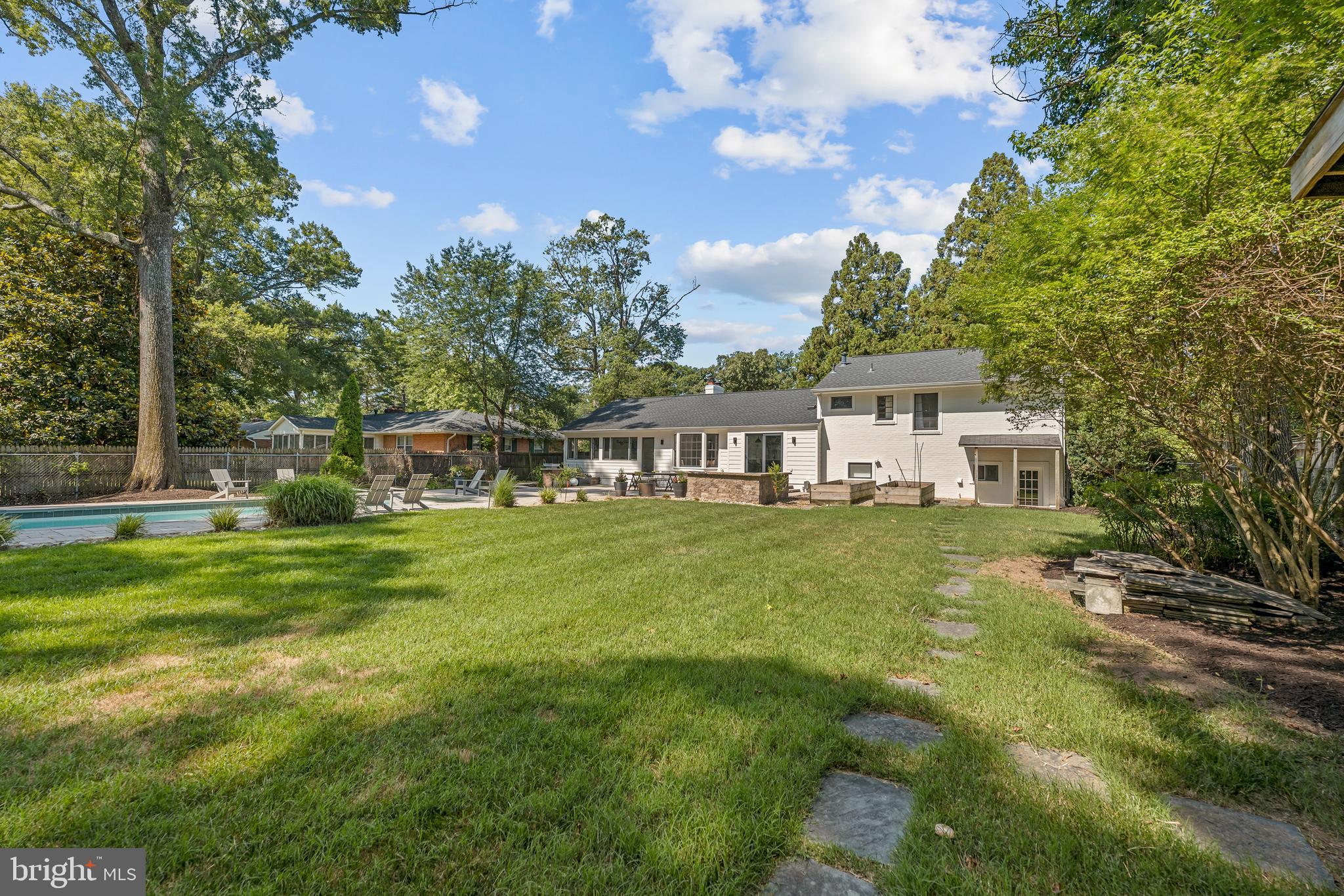 RIVER BEND ESTATES - Residential
