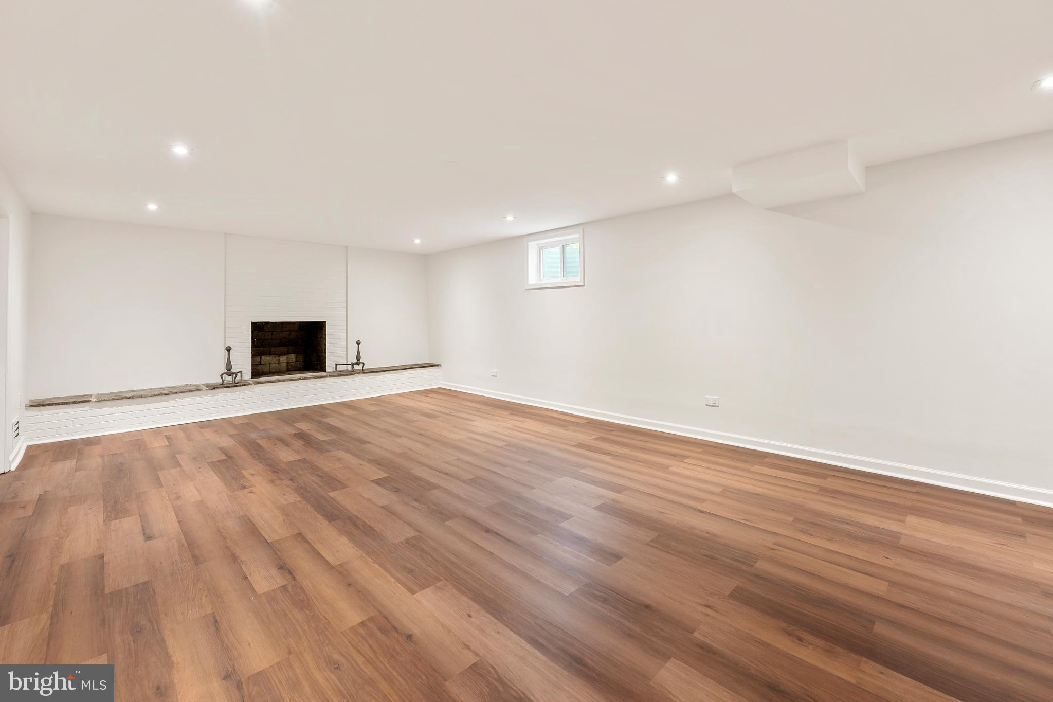 RIVER BEND ESTATES - Residential