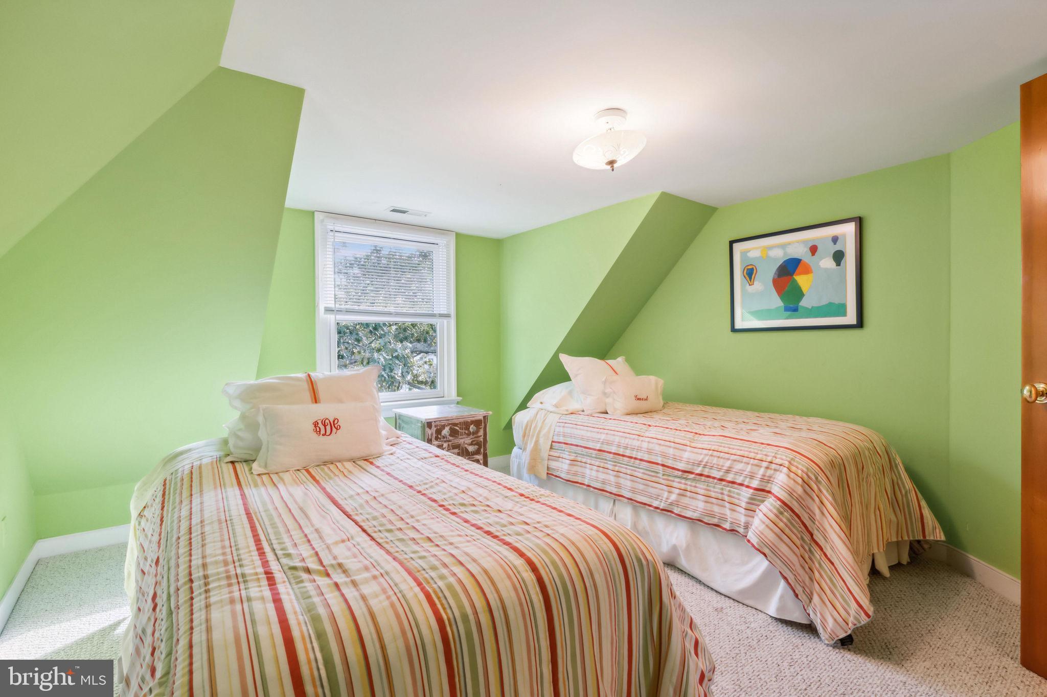 BLOOMFIELD - Residential