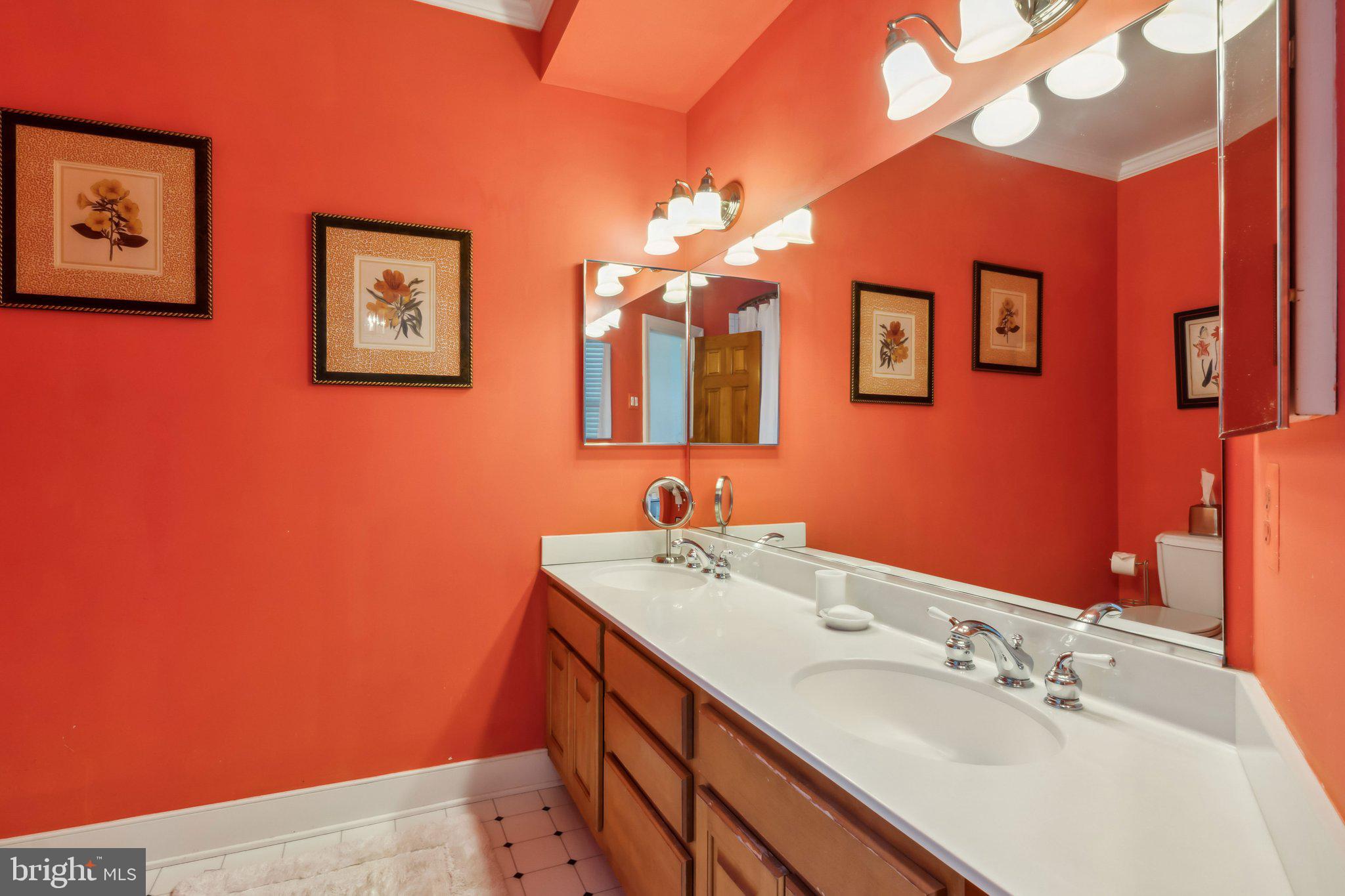 BLOOMFIELD - Residential