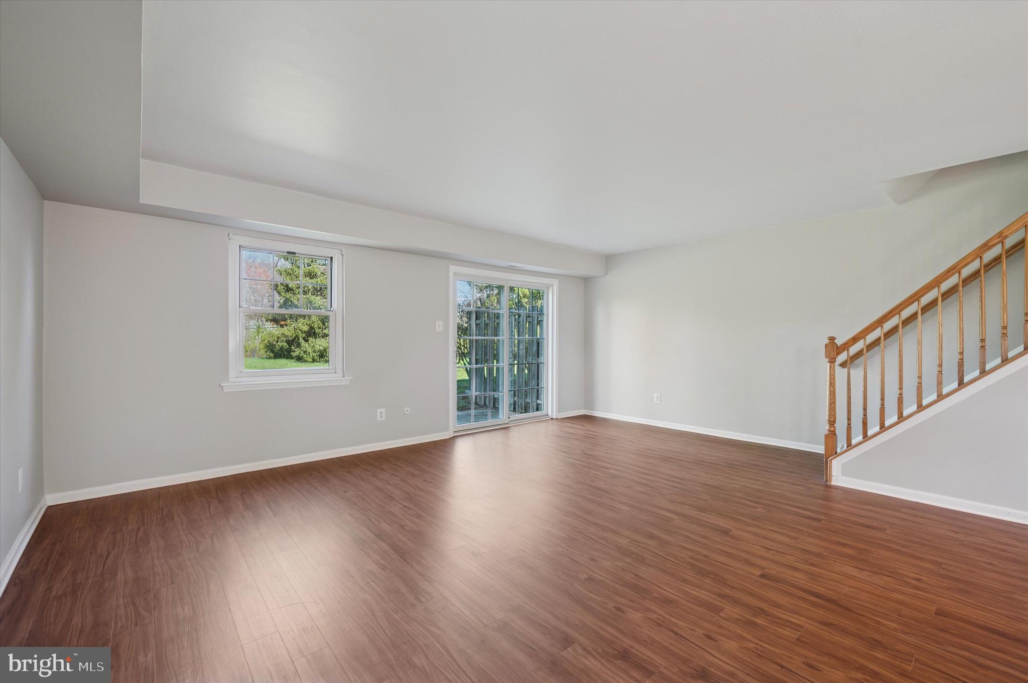 OXFORD OF BLUE BELL - Residential