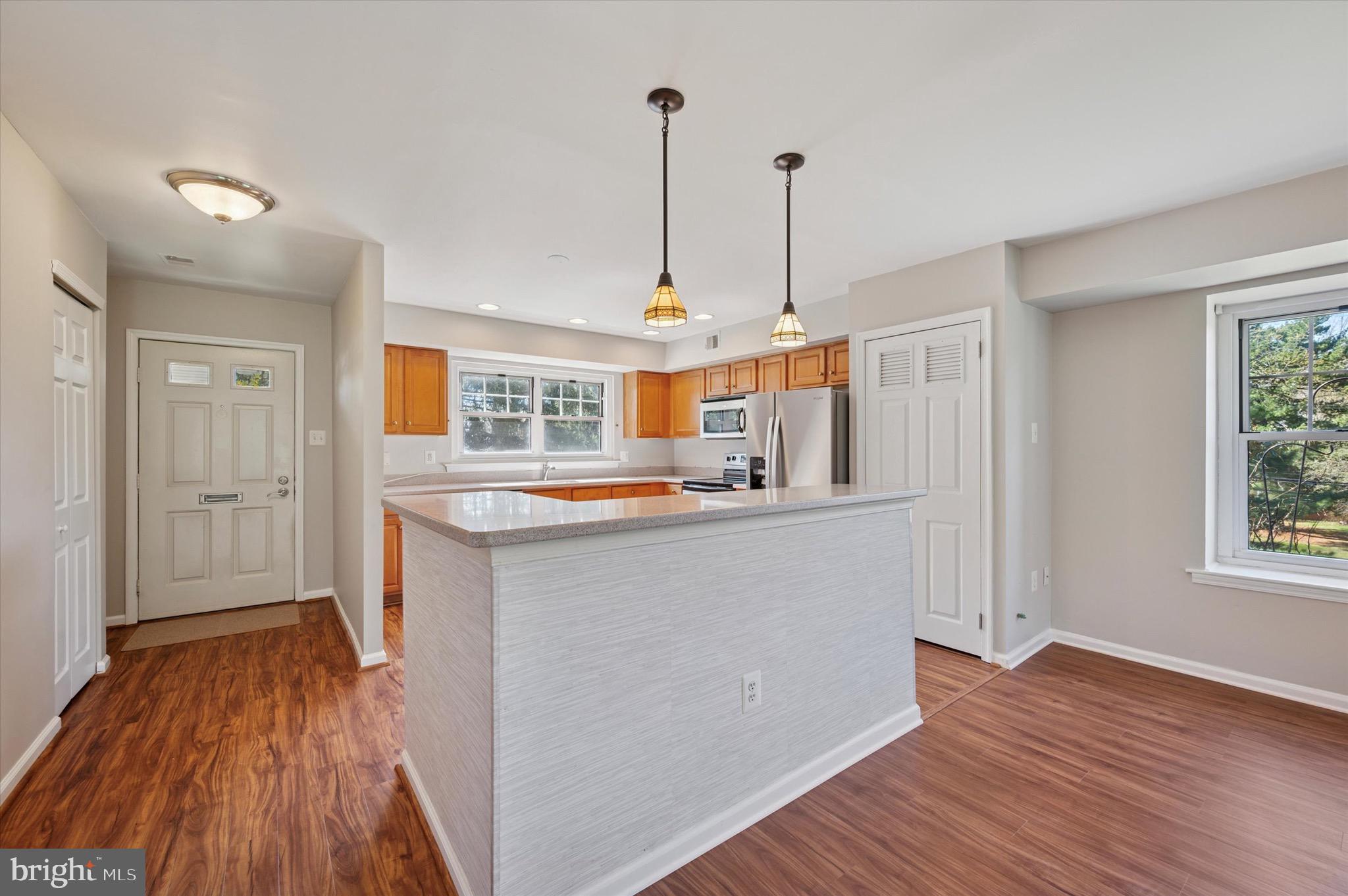 OXFORD OF BLUE BELL - Residential