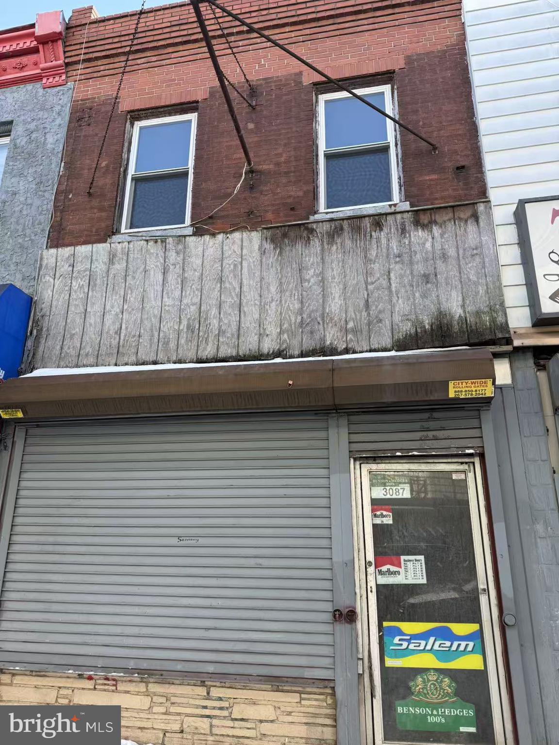 Two-storey restaurant building offered in as-is condition. Main floor features dining area and commercial kitchen space. Upper level can be used for storage or additional operational needs. Positioned along a busy commercial corridor with strong street visibility and foot traffic. Great opportunity for investors or owner-operators to renovate and bring new life to the space.