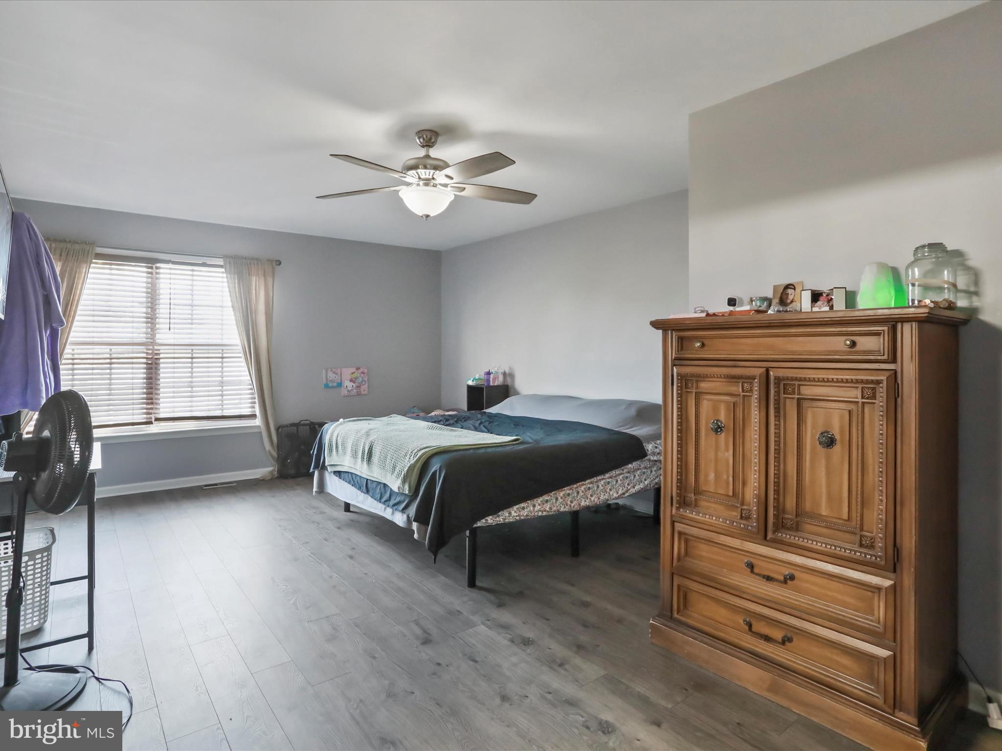 TOWNES OF INWOOD - Residential