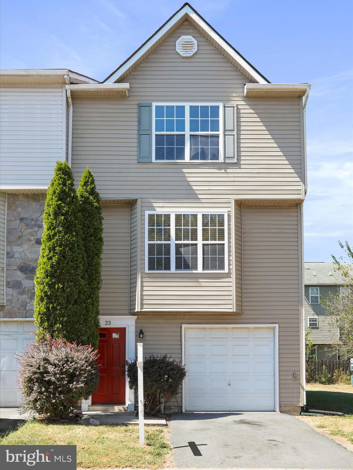 TOWNES OF INWOOD - Residential