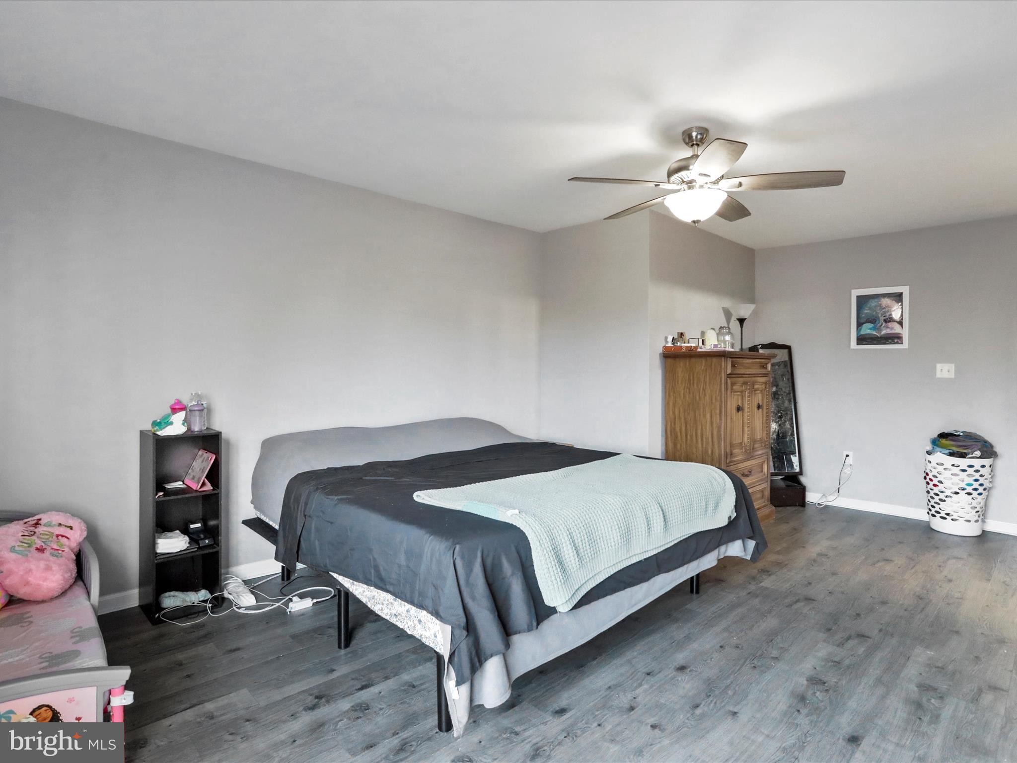 TOWNES OF INWOOD - Residential