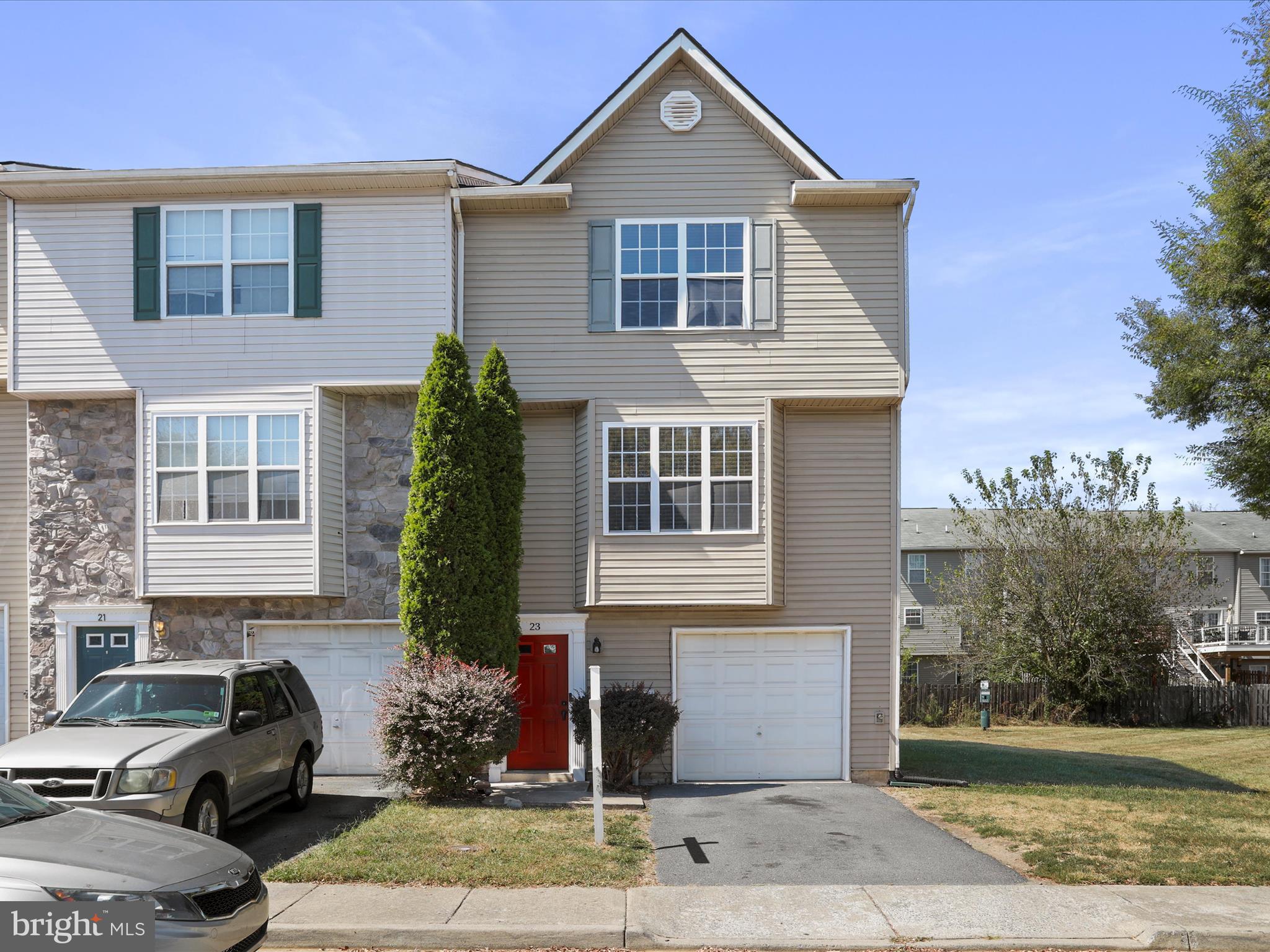 TOWNES OF INWOOD - Residential