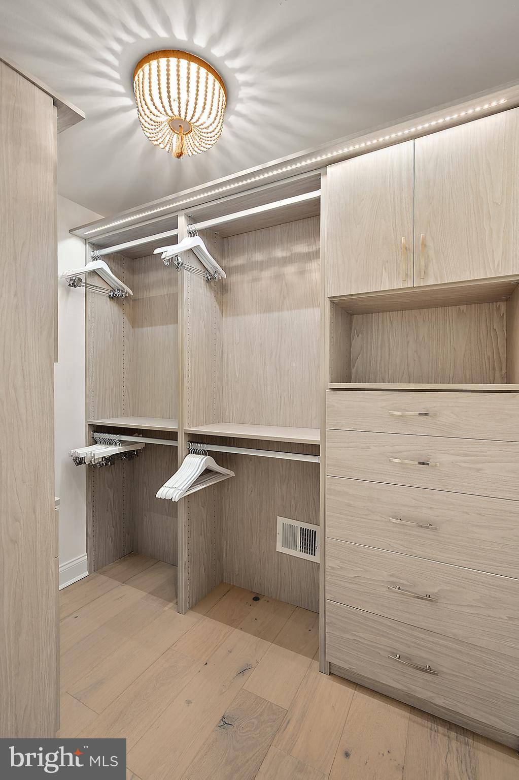 ARBOR-LYN - Residential