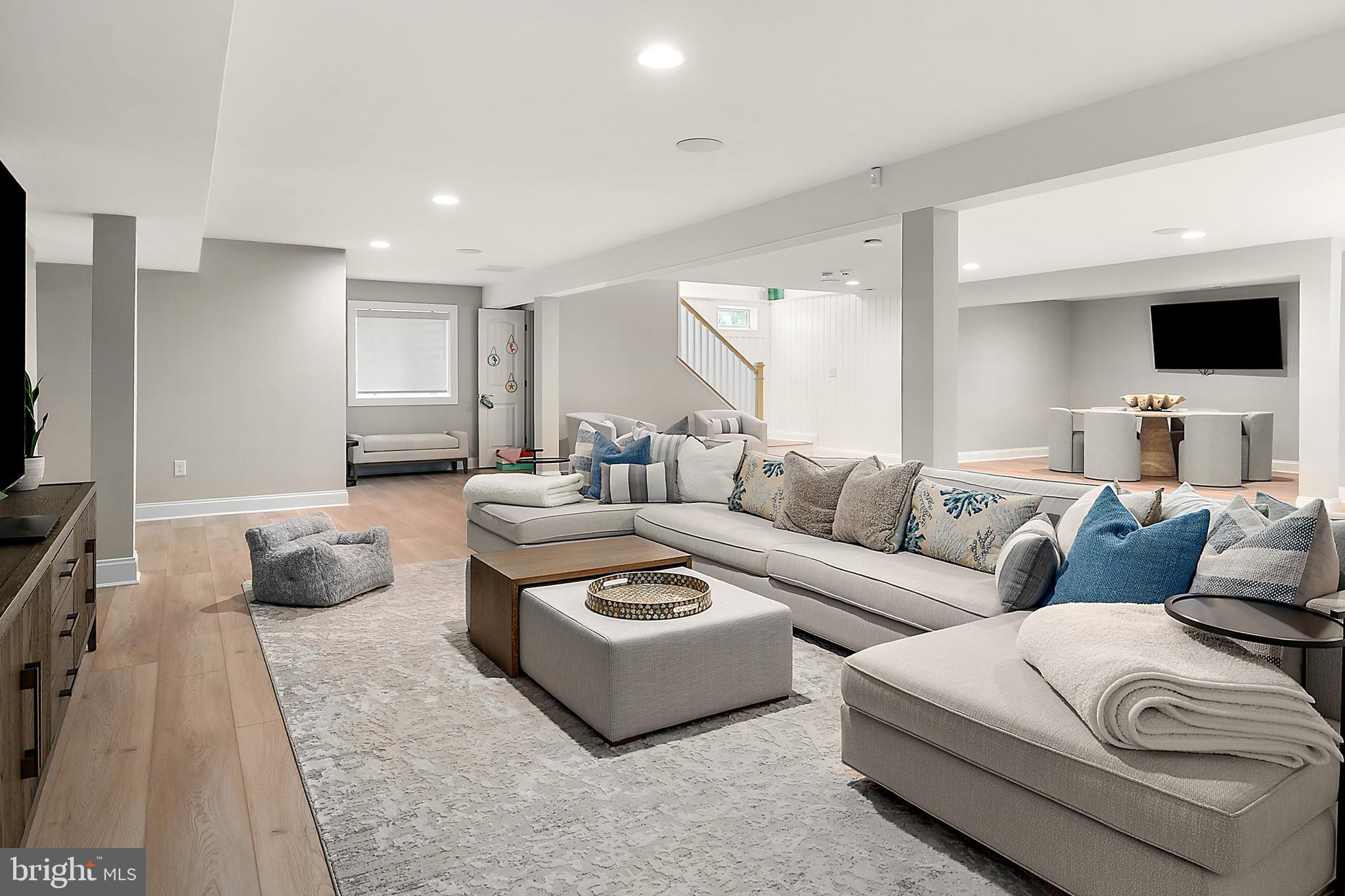 ARBOR-LYN - Residential