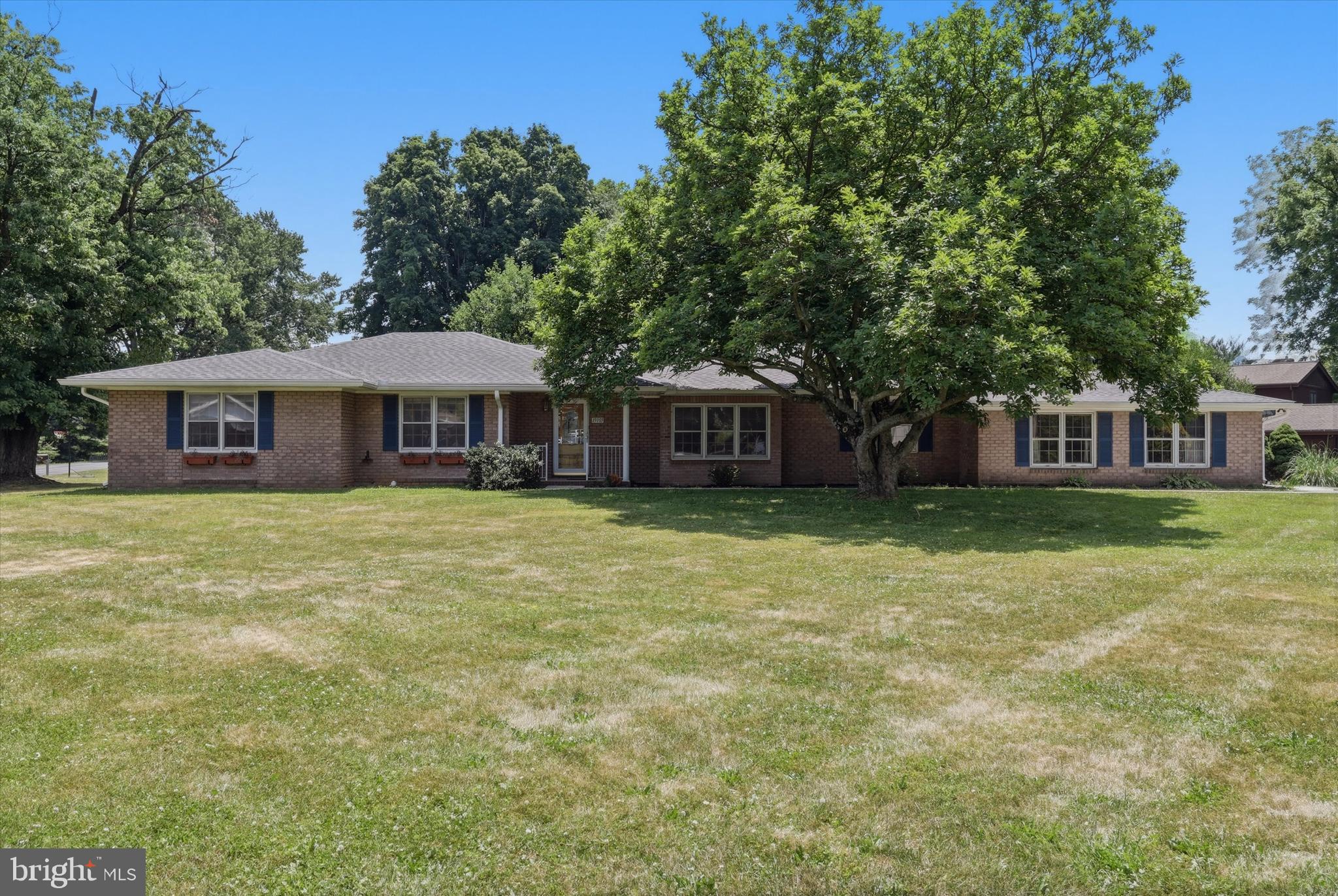 FOUNTAIN HEAD - Residential