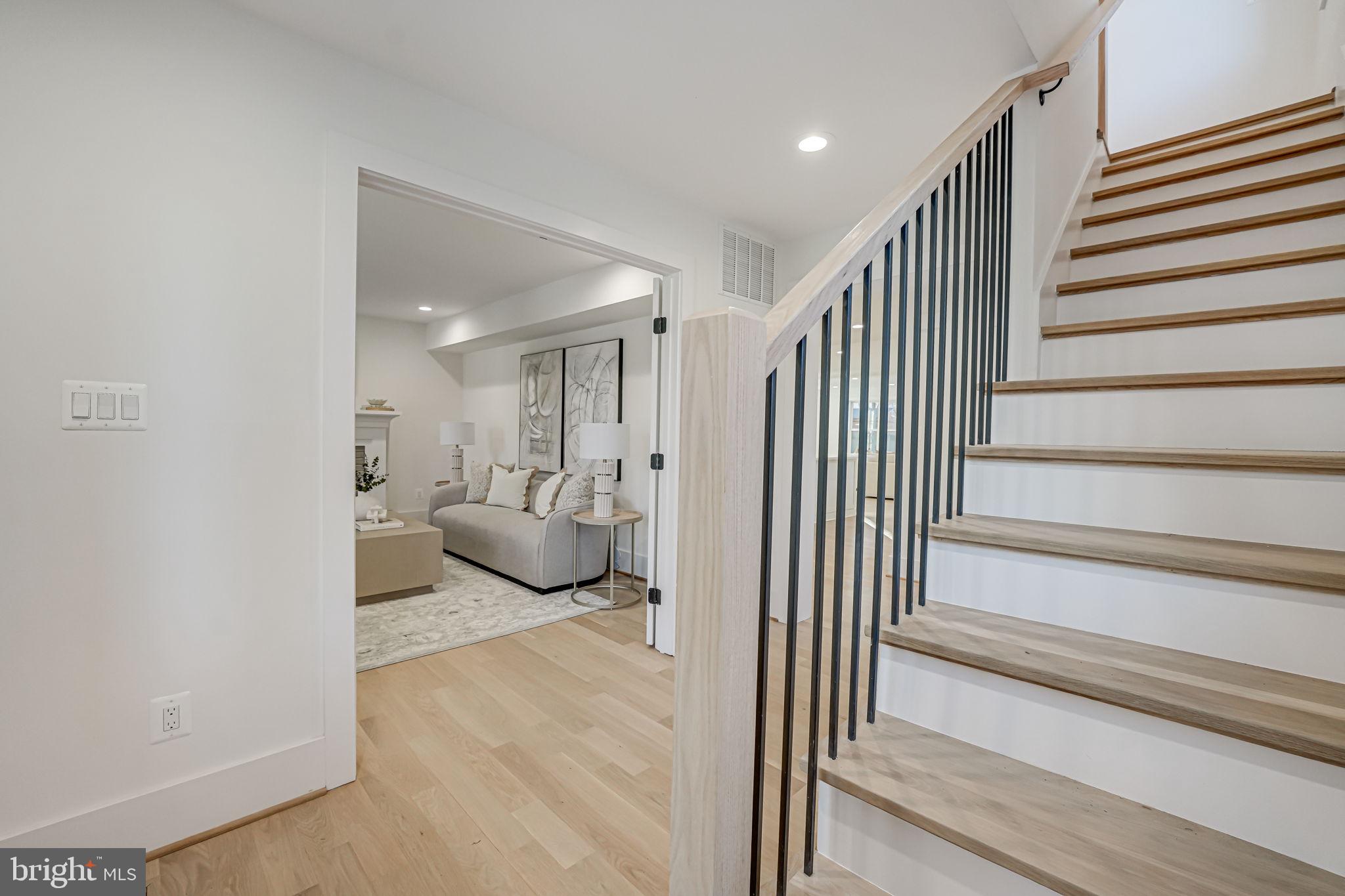 DOMINION HILLS - Residential