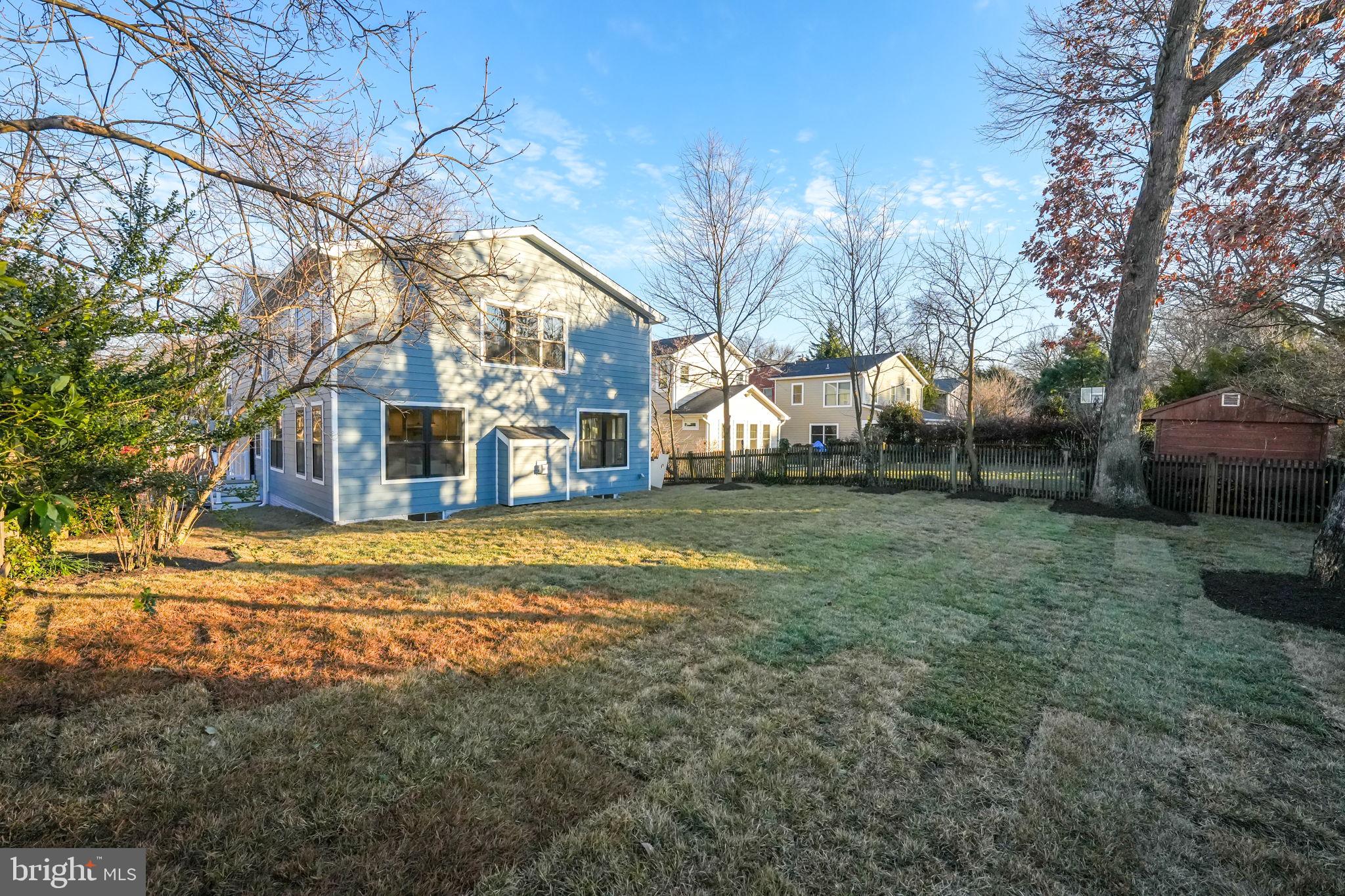 DOMINION HILLS - Residential