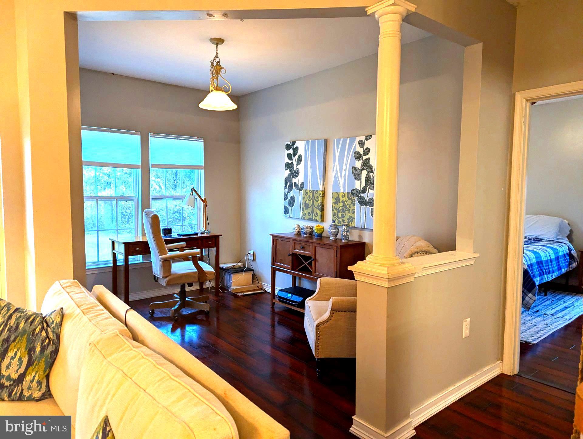 MERRITT HTS - Residential