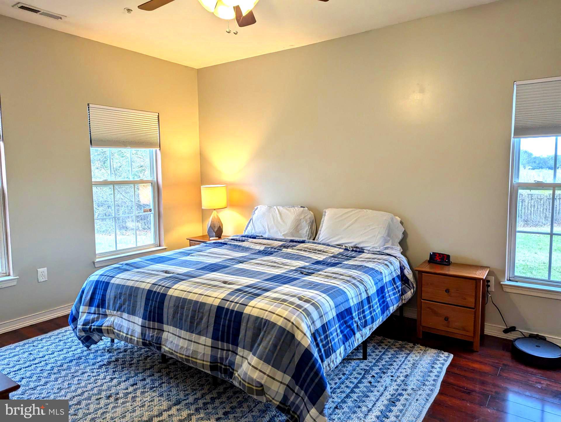 MERRITT HTS - Residential
