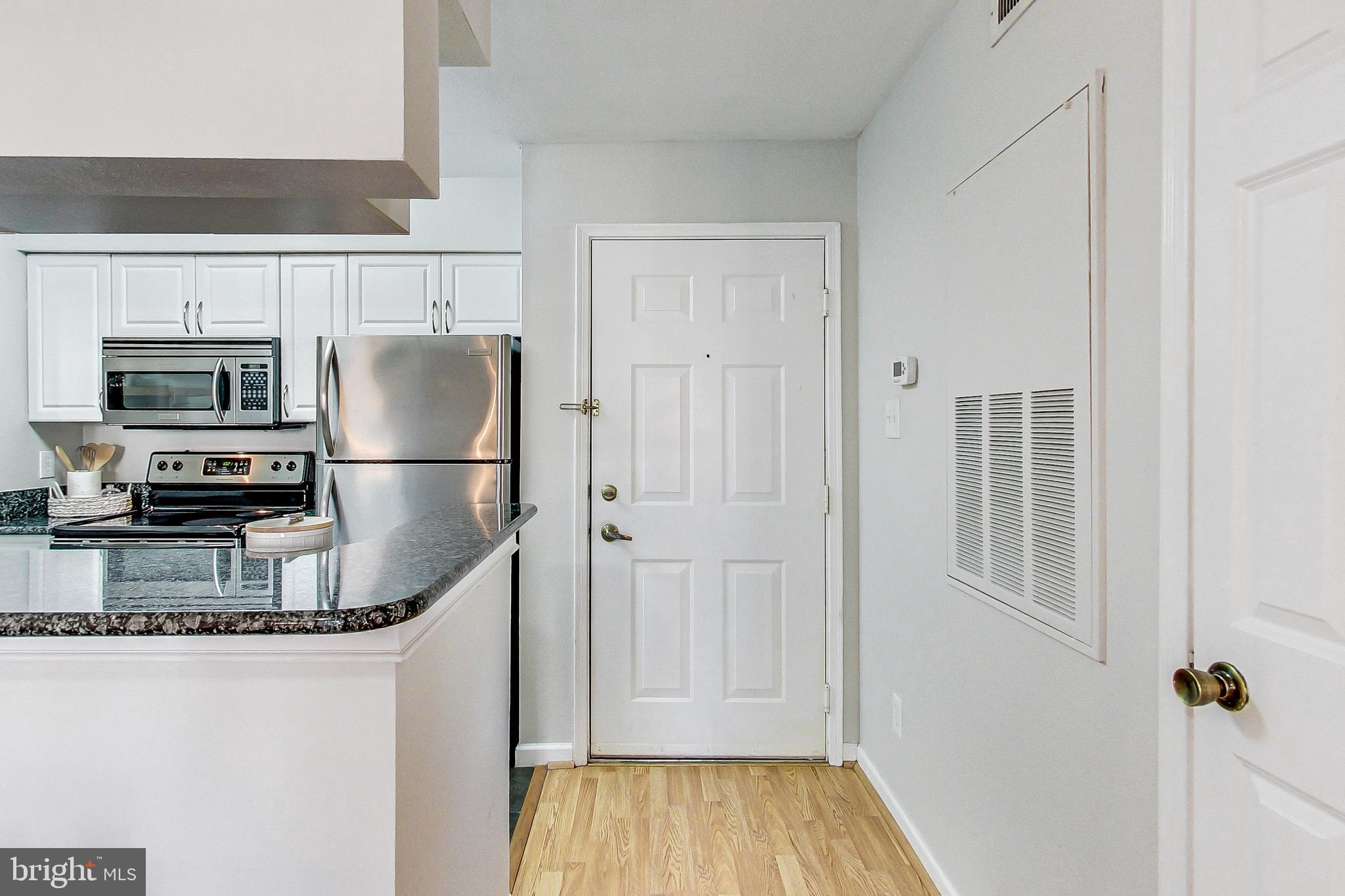 POINTE AT PARK CENTER - Residential