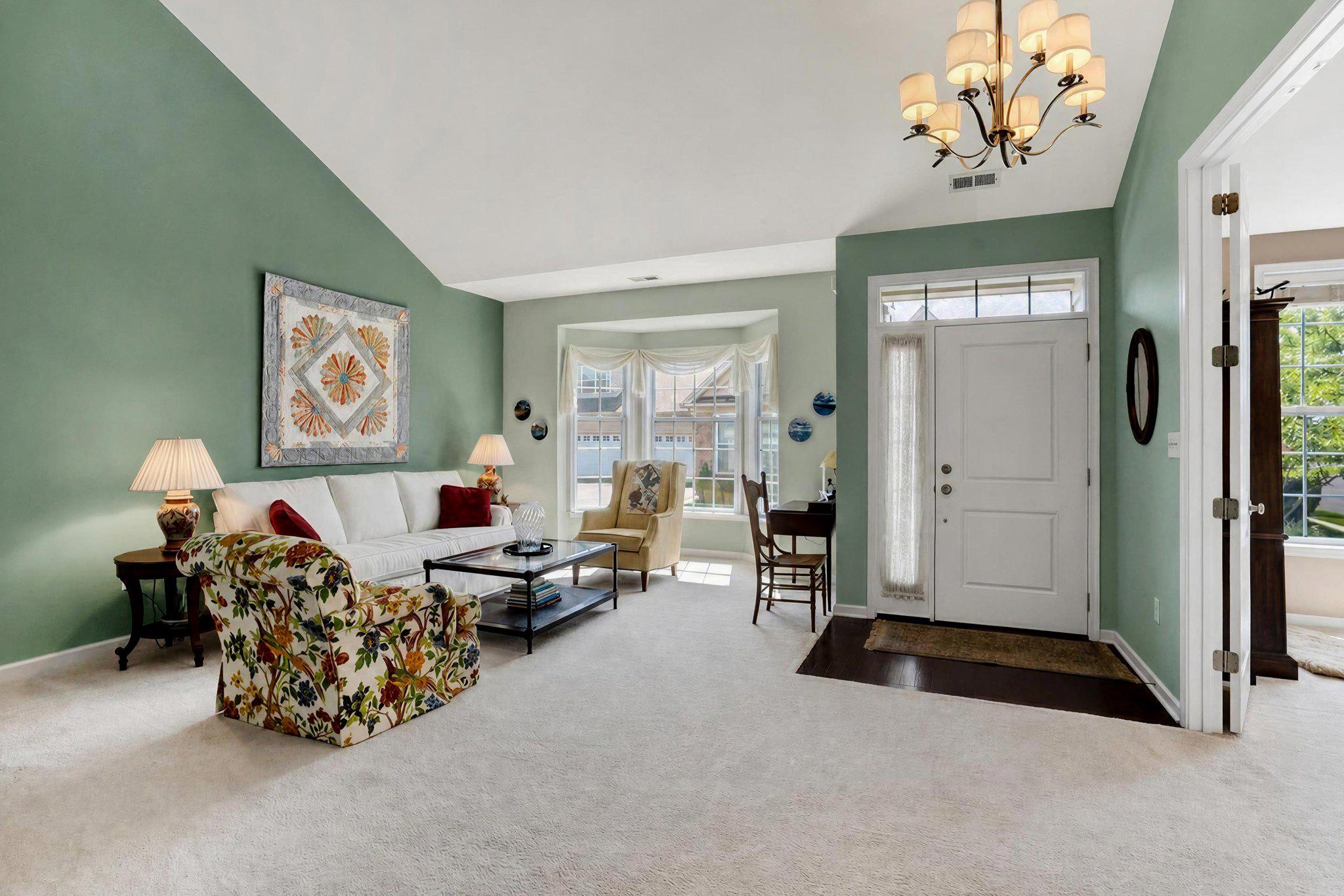 REGENCY AT HILLTOWN - Residential