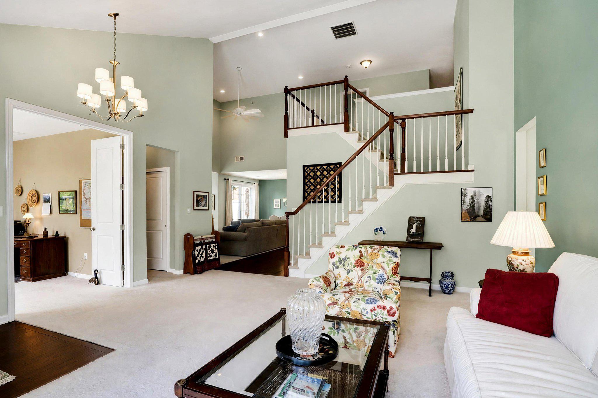 REGENCY AT HILLTOWN - Residential
