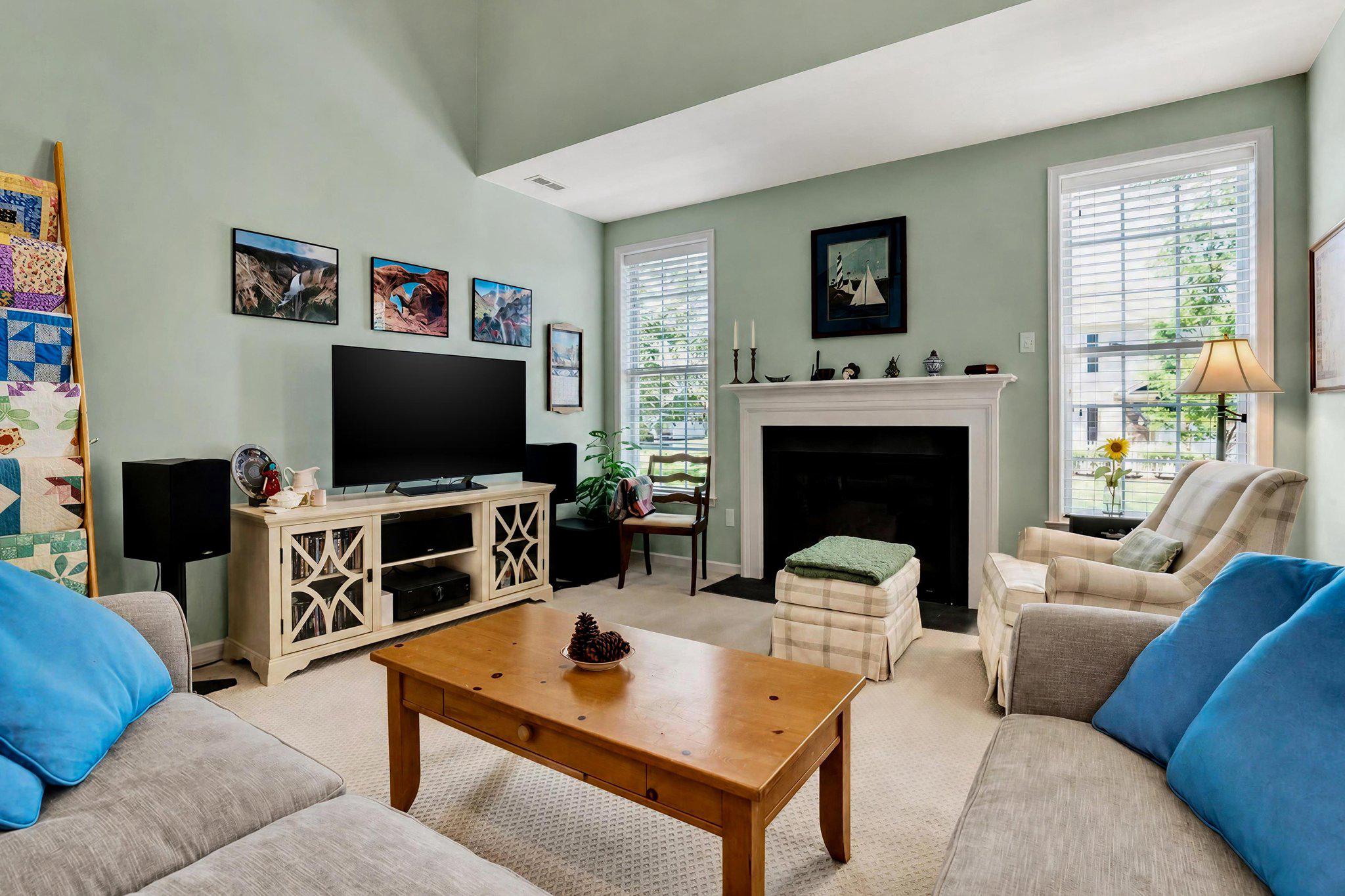 REGENCY AT HILLTOWN - Residential