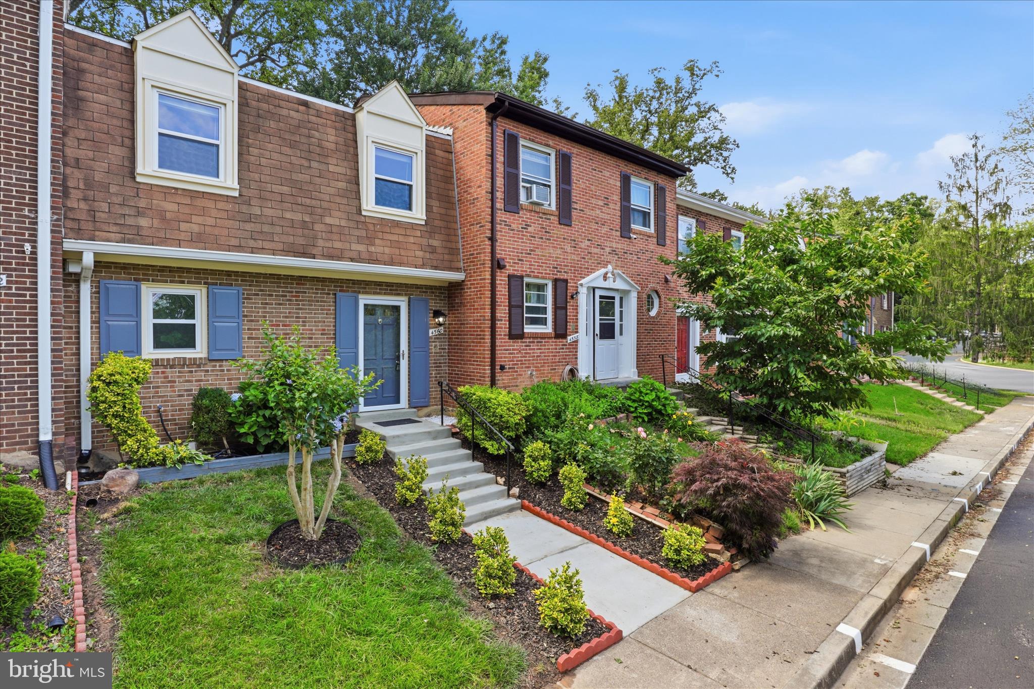 CAVALCADE - Residential