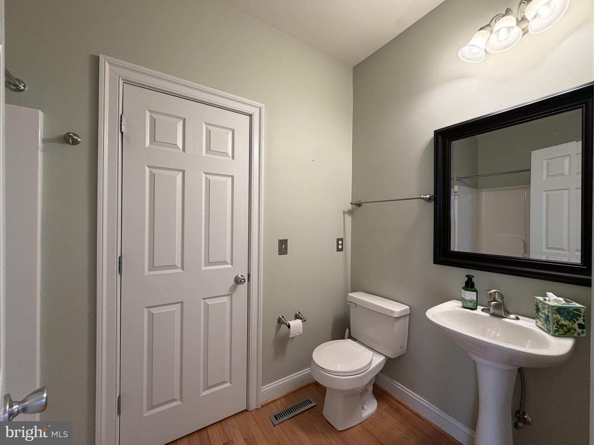 ROCKLAND HILLS - Residential