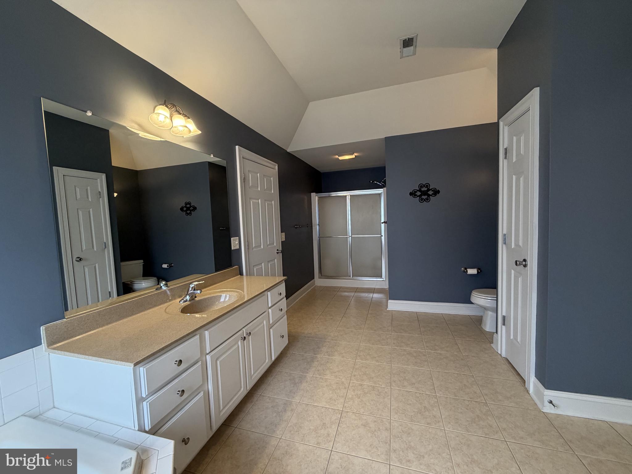 ROCKLAND HILLS - Residential