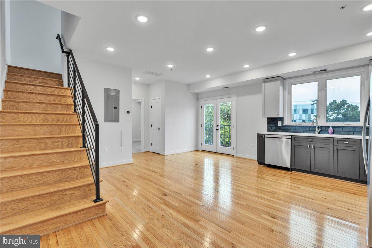 ANACOSTIA - Residential