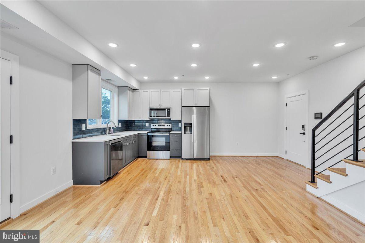 ANACOSTIA - Residential