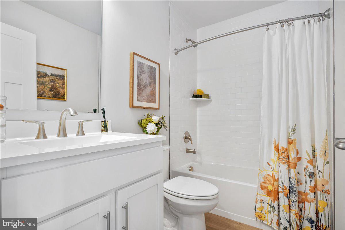 SOUTH BROOK - Residential