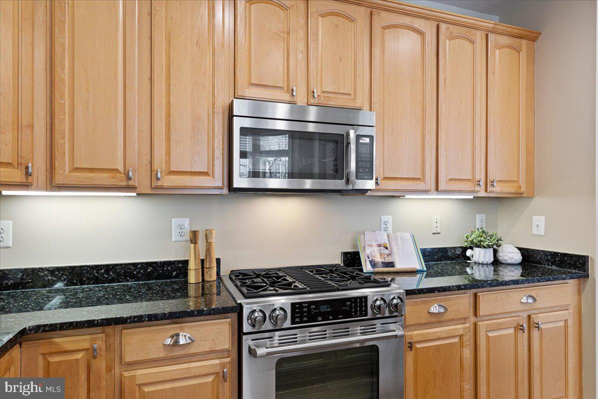 RIVER CREEK - Residential