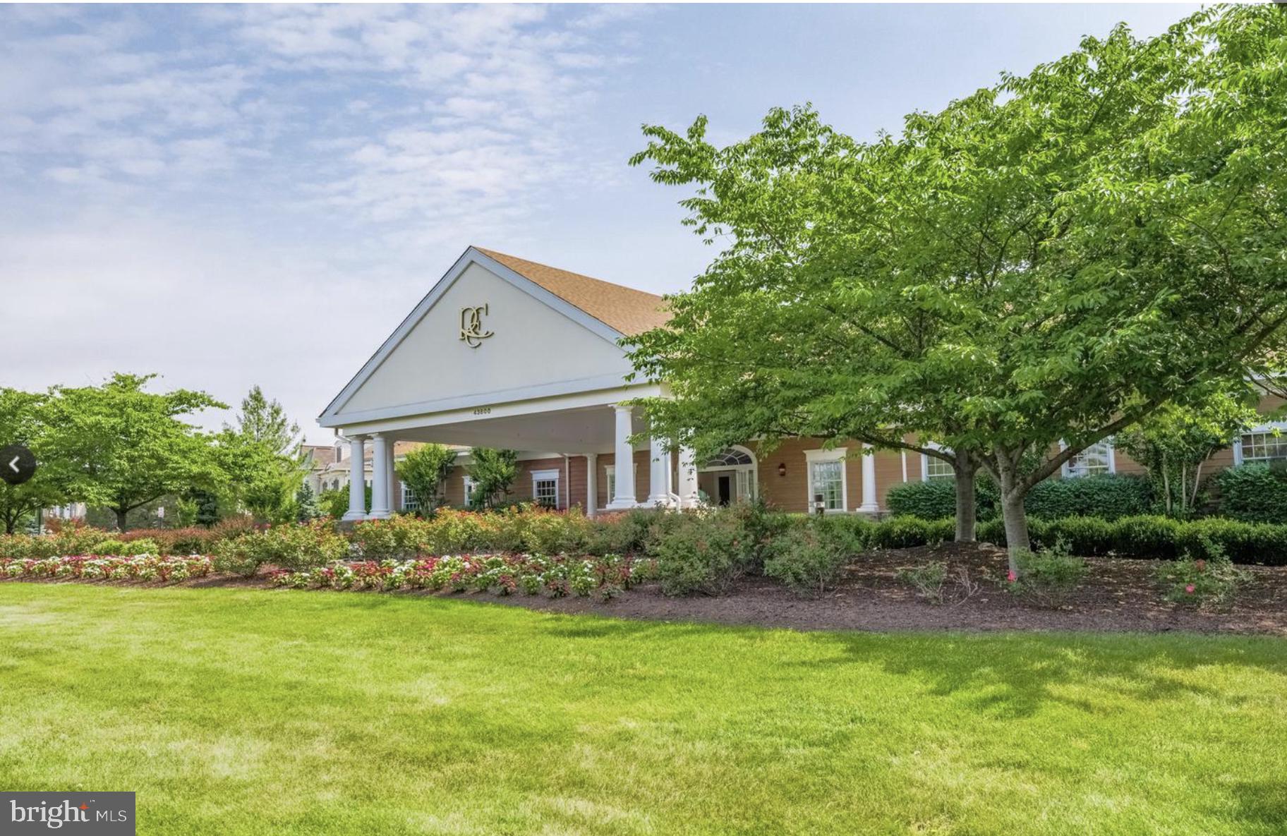 RIVER CREEK - Residential