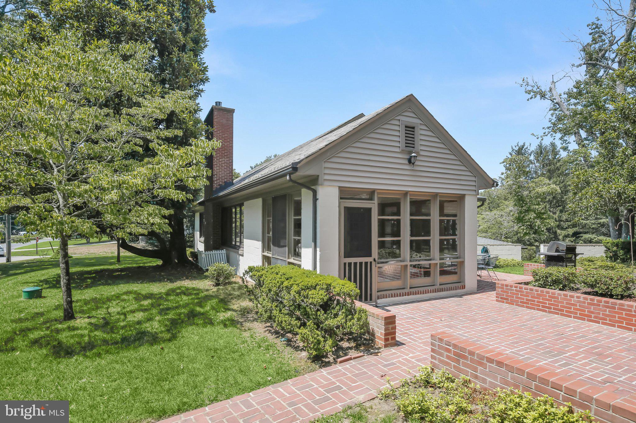 GIBSON ISLAND - Residential