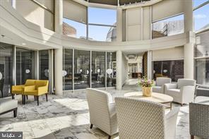 ROTONDA - Residential