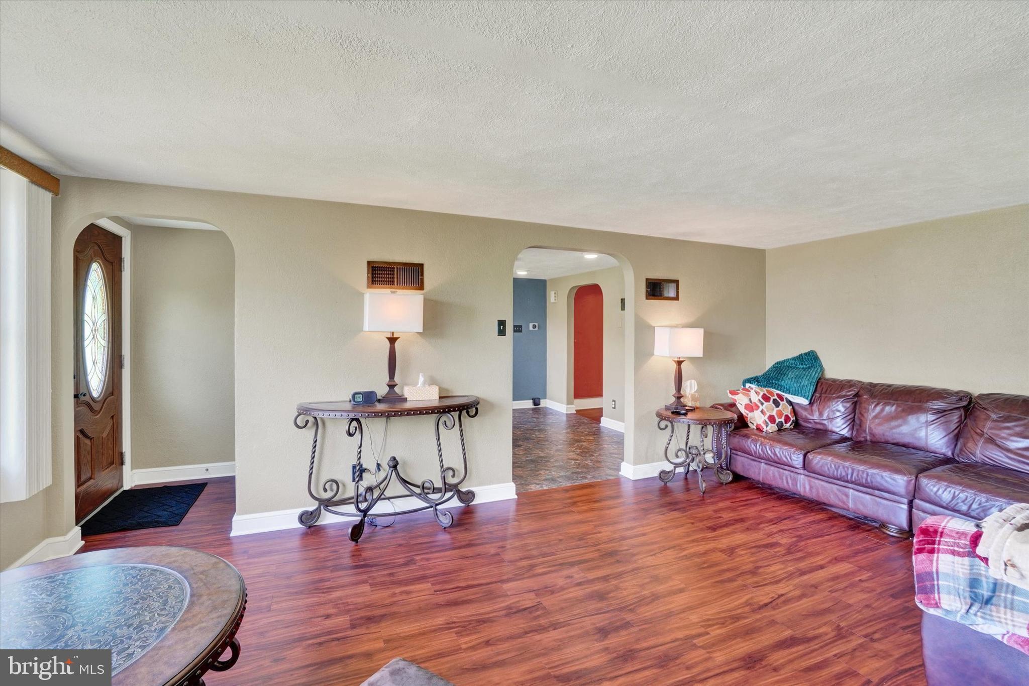 WINDSOR - Residential