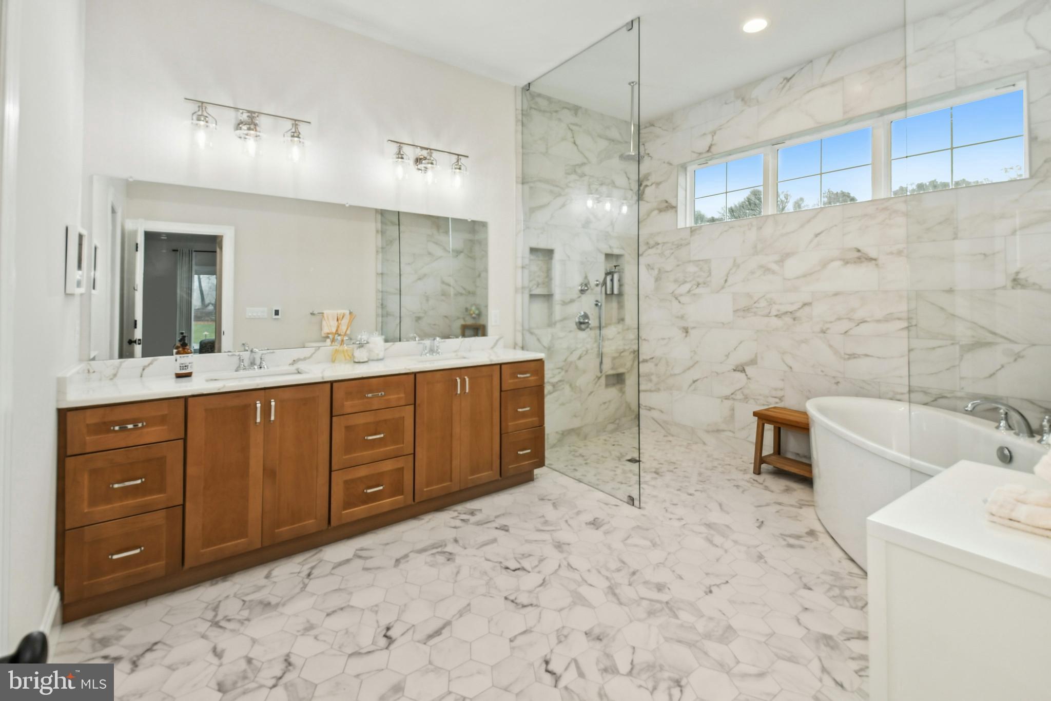LONG RIDGE - Residential
