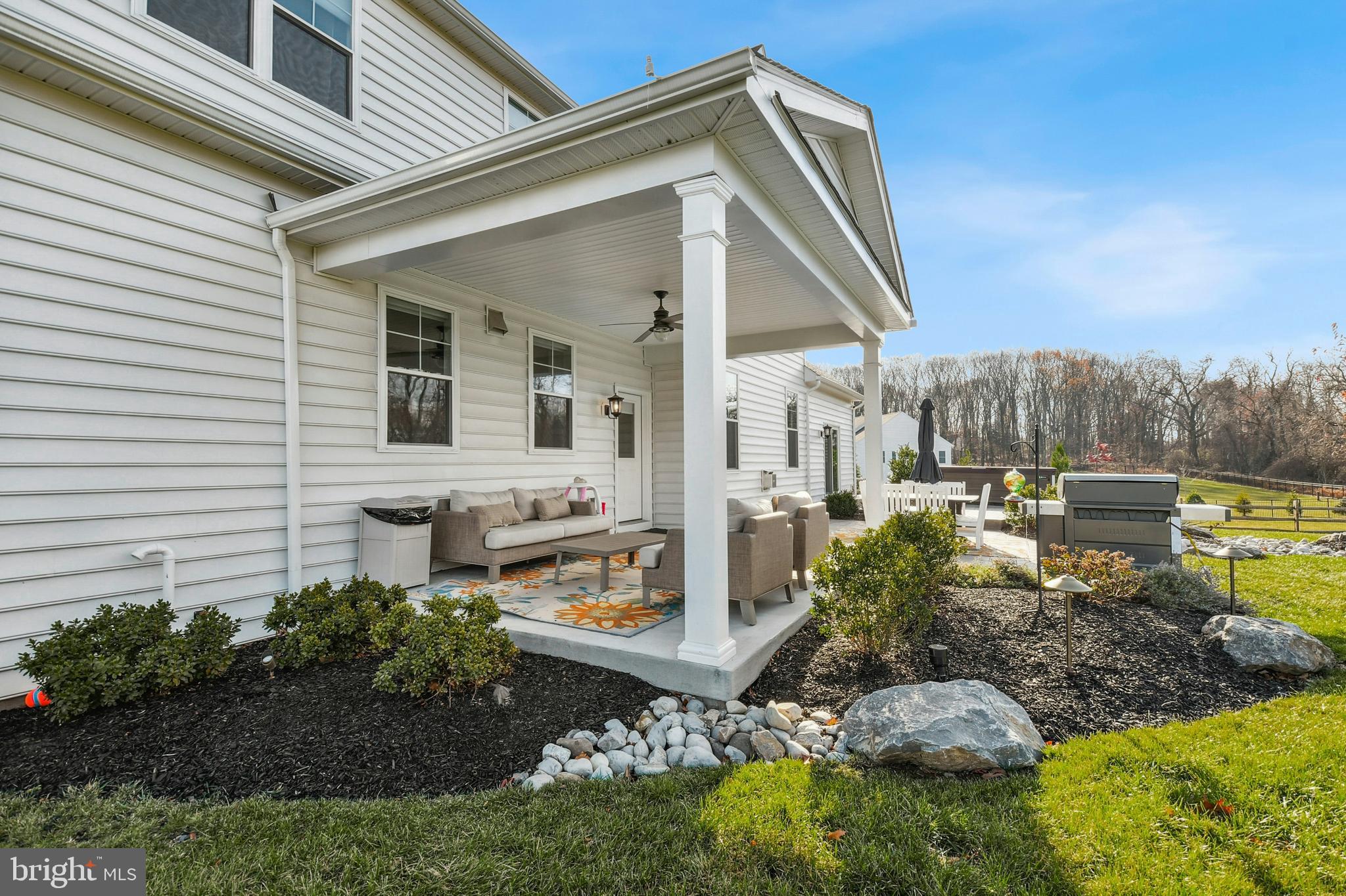 LONG RIDGE - Residential