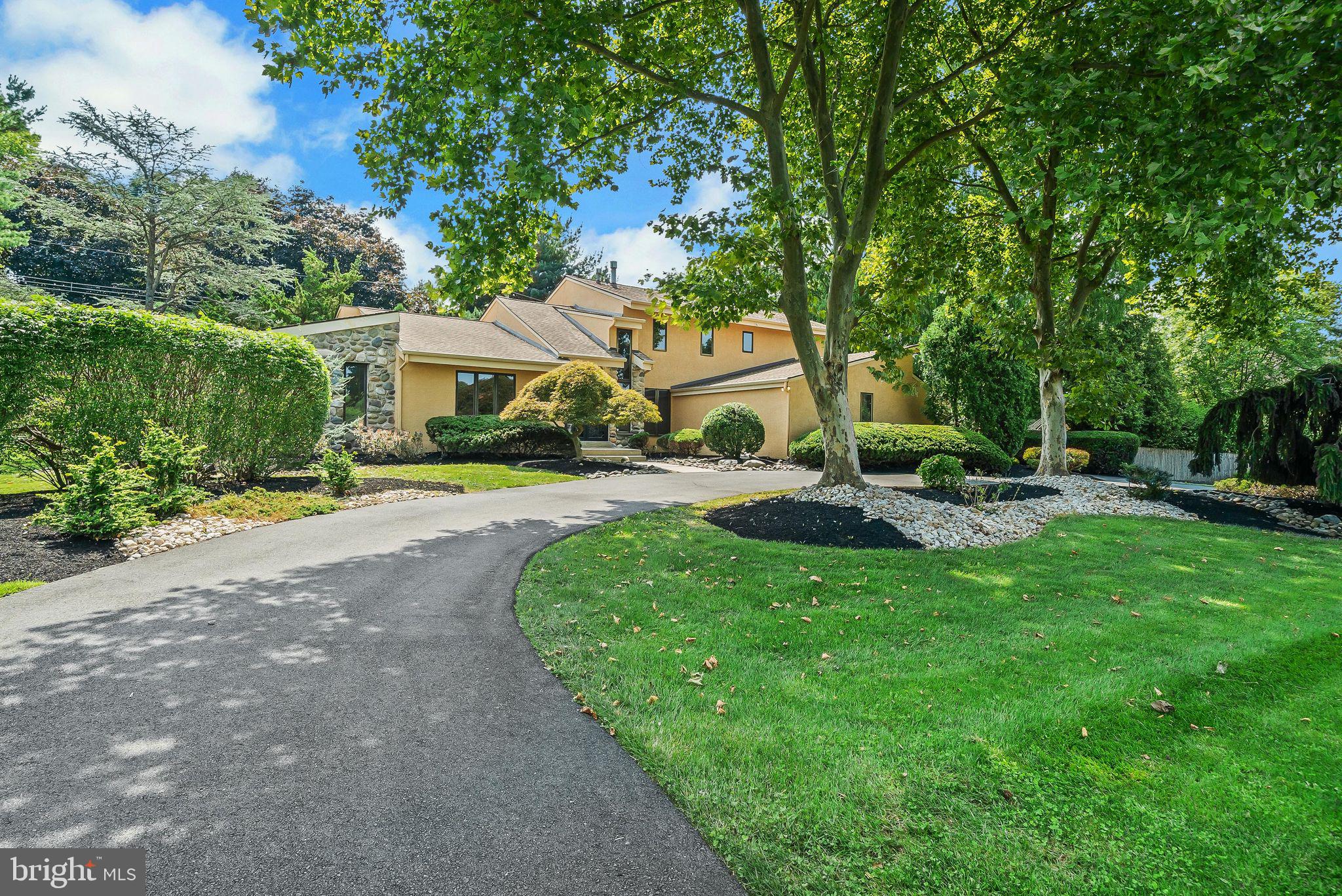 LONG LANE FARMS 1 - Residential
